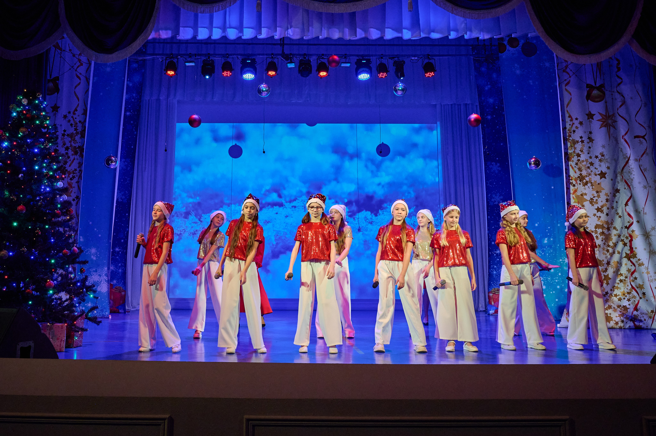 НГ концерт в Марьиной роще. Жизнь курорта Кабардинка в фотографиях