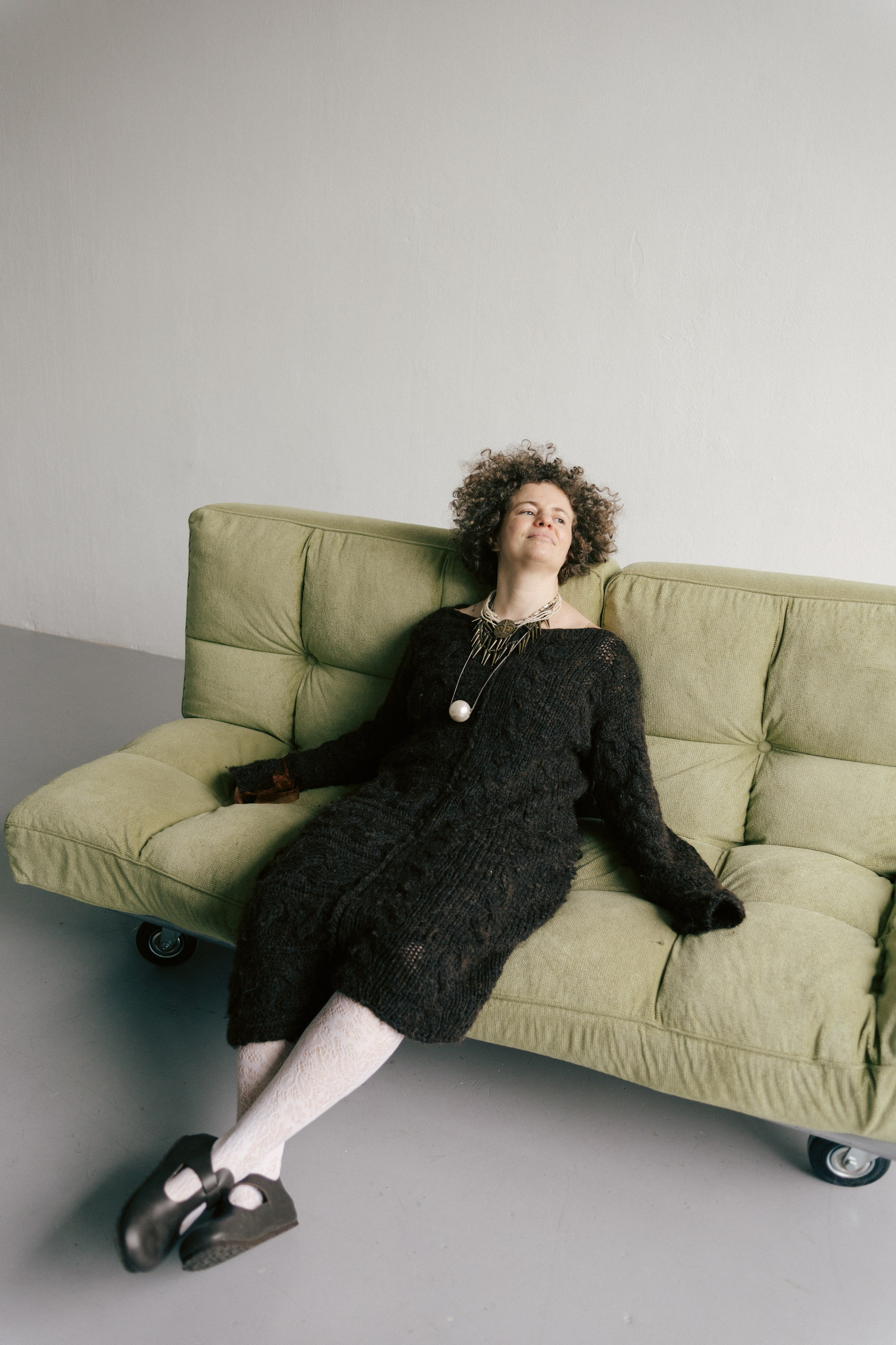 Белла. Студия