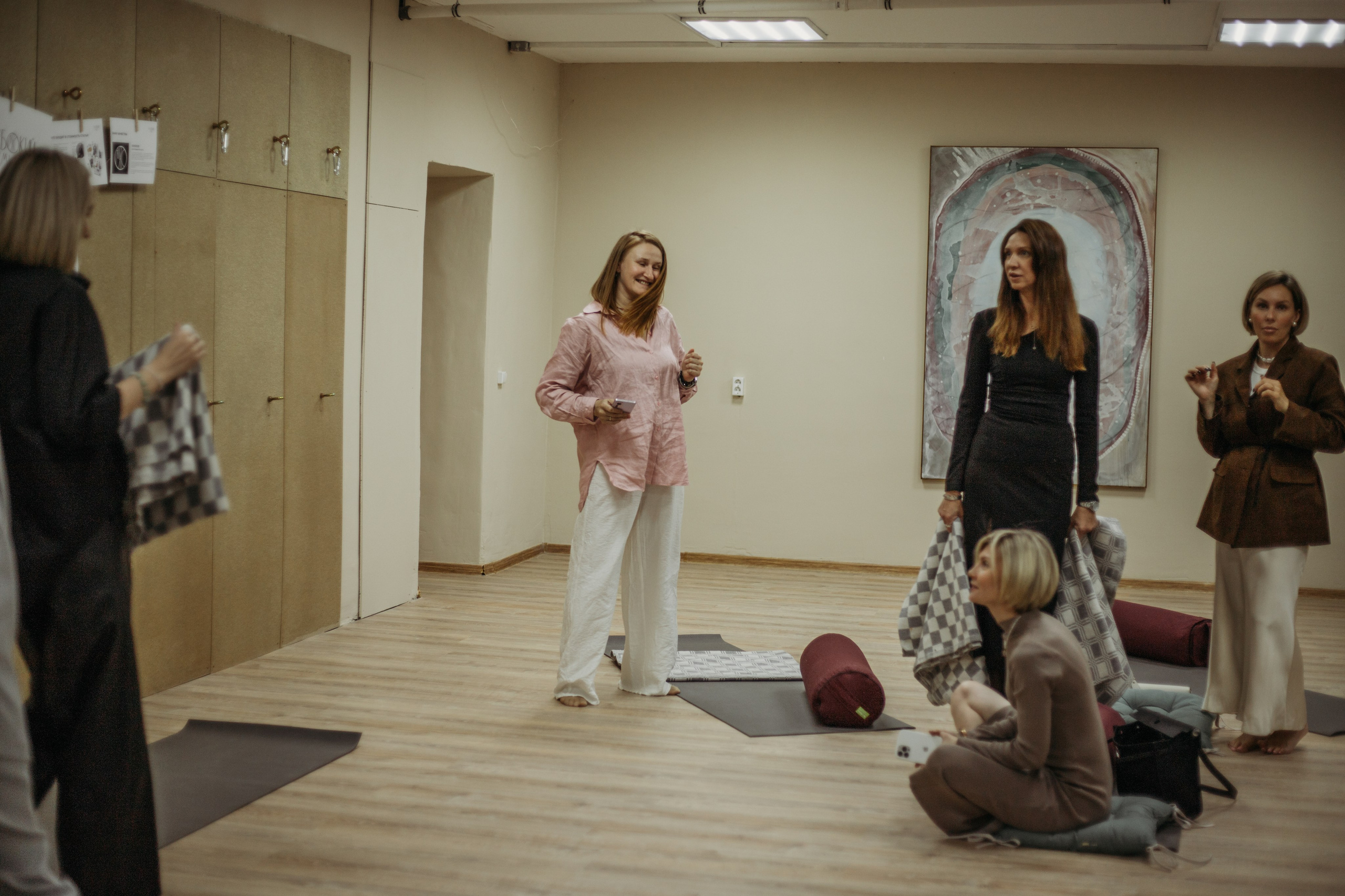 Презентация газеты «Глубокий смысл». Венера Гайн. Репортажный фотограф  Тюмень. Обучение фотографии с 0