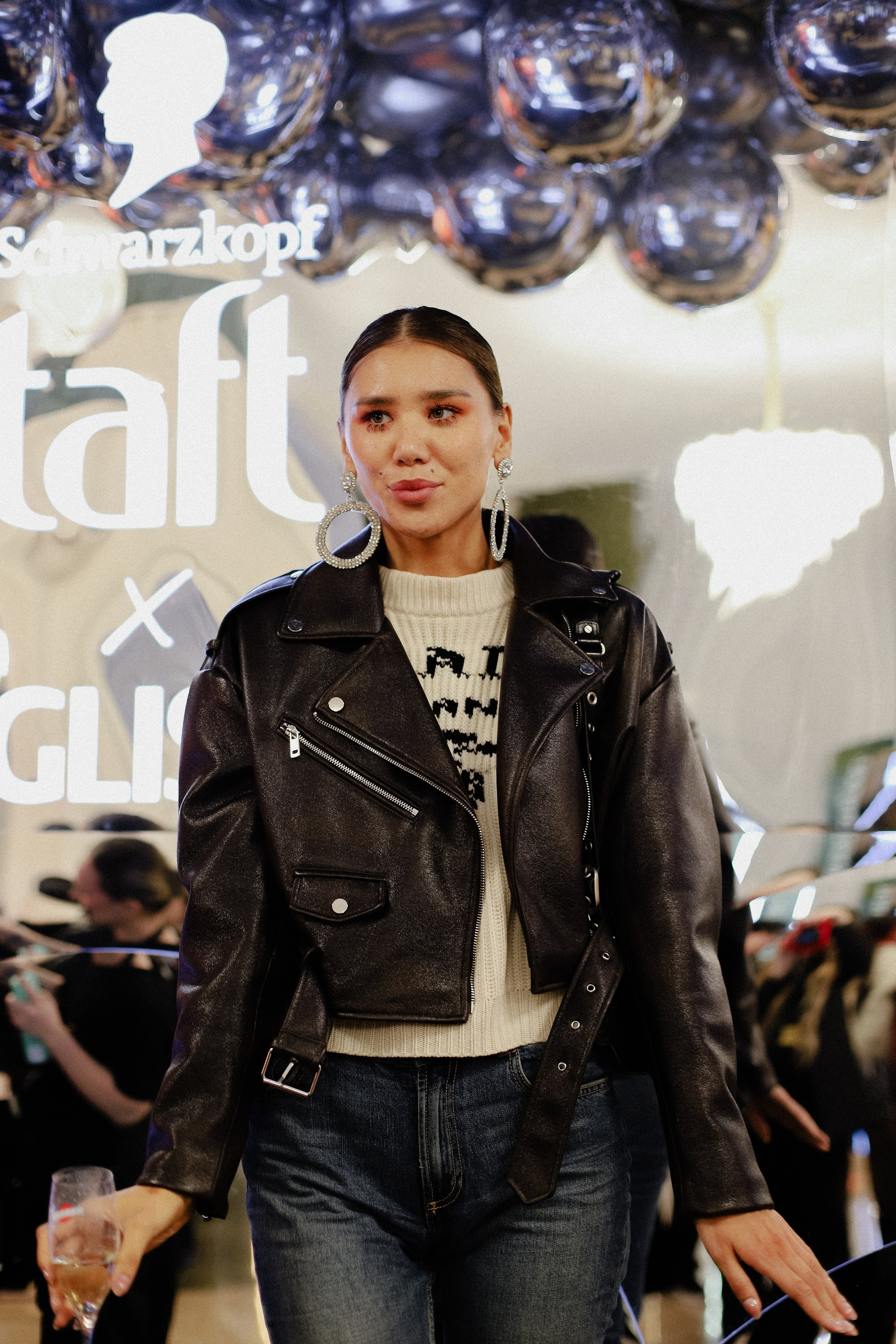 16.10 FWA зона Schwarzkopf и Perwoll. Фотограф в Алматы и Москве Даша Пушкина