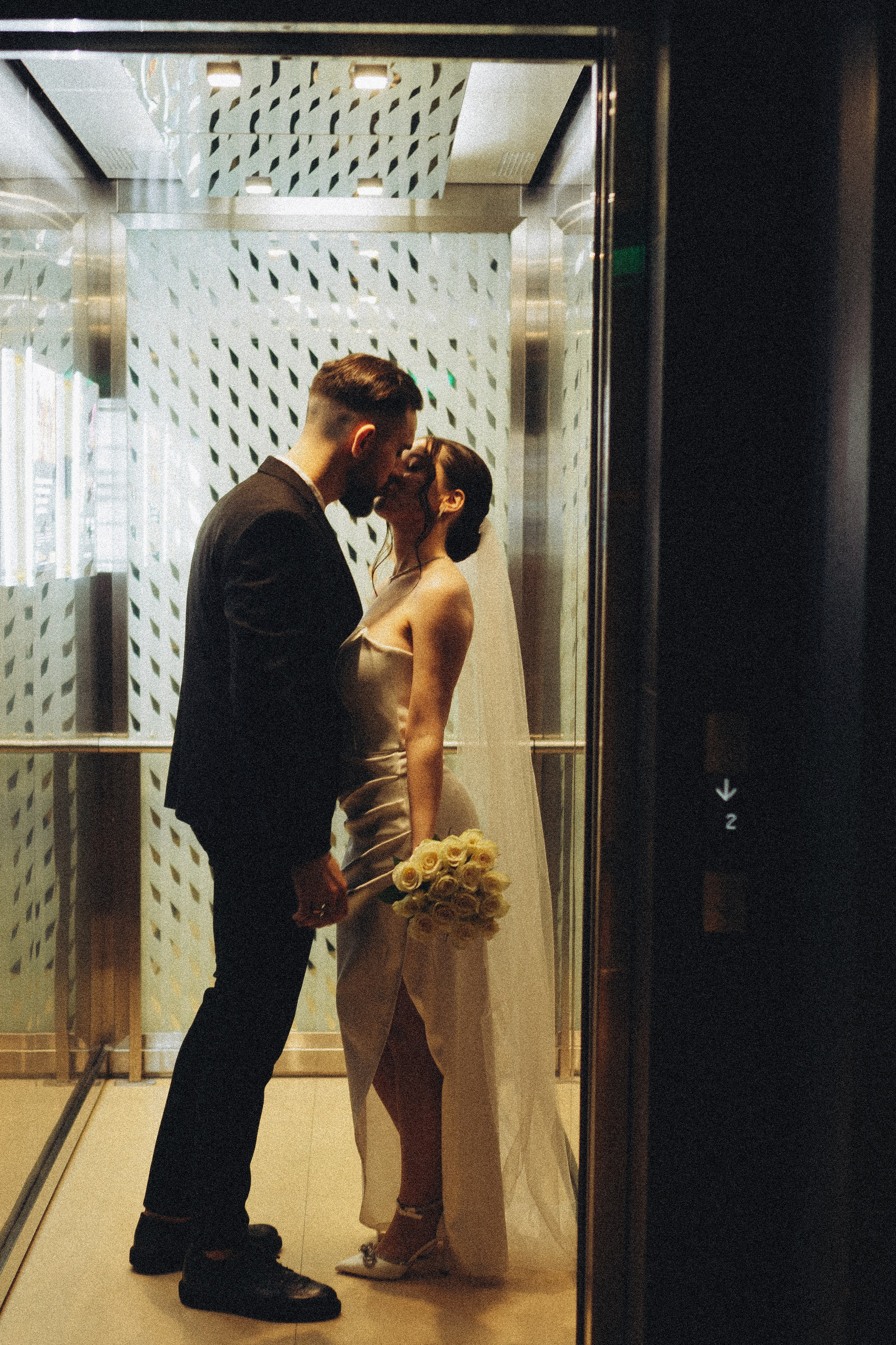 СВАДЕБНАЯ СЬЕМКА СБОРОВ ЖЕНИХА И НЕВЕСТЫ В ОТЕЛЕ И ТАКЖЕ ФОТОСЕССИИЯ В ОТЕЛЕЕ МЕГАПОЛИС БРЯНСК. Профессиональный фотограф, Санкт-Петербург — Виктория Богомолова