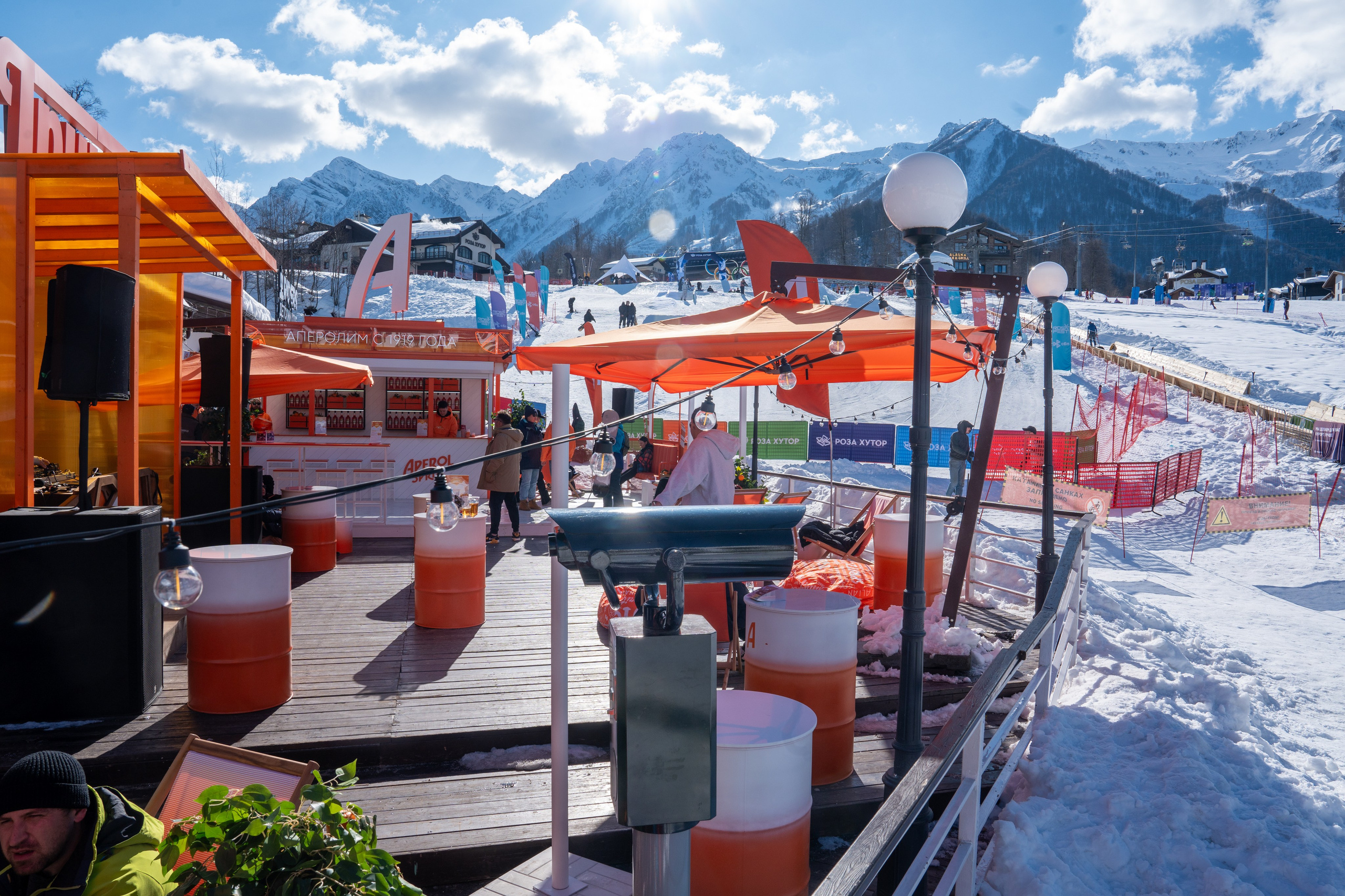 Фотоотчет партнерской интеграции Aperol Spritz на Роза Фест 2025. Репортажный фотограф в Красной Поляне и Сочи Павлюченко Екатерина