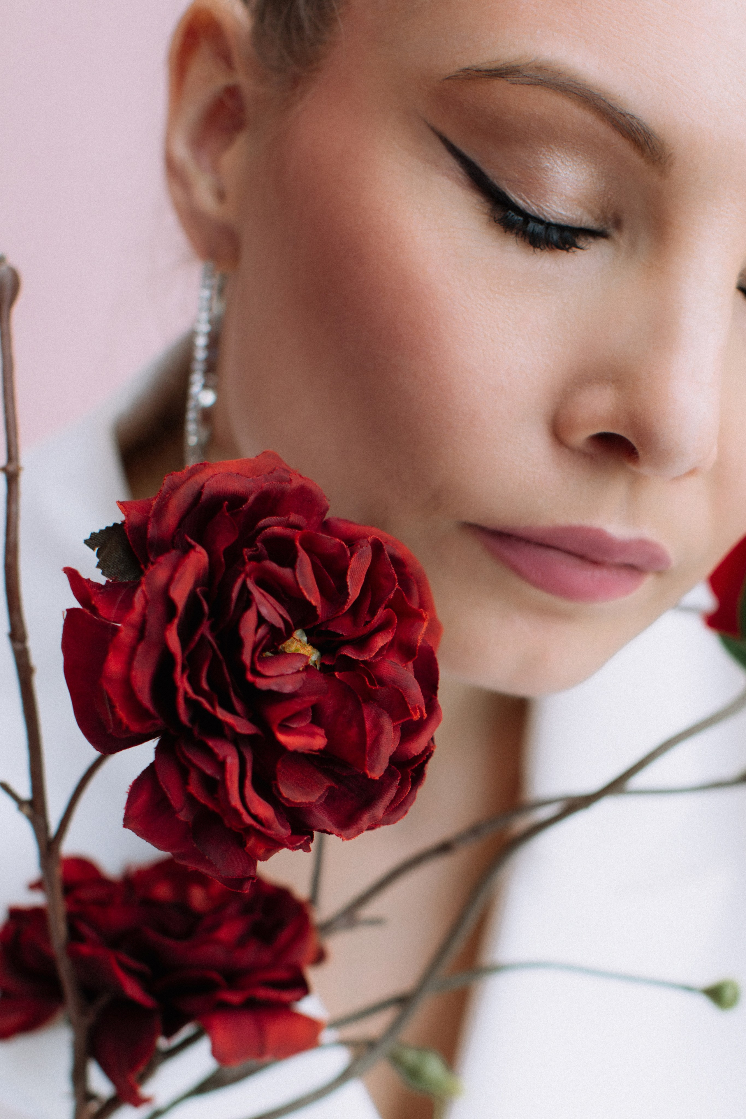 Алена. Фотосессия в розовой студии. Фотограф в Москве Ольга Сатони