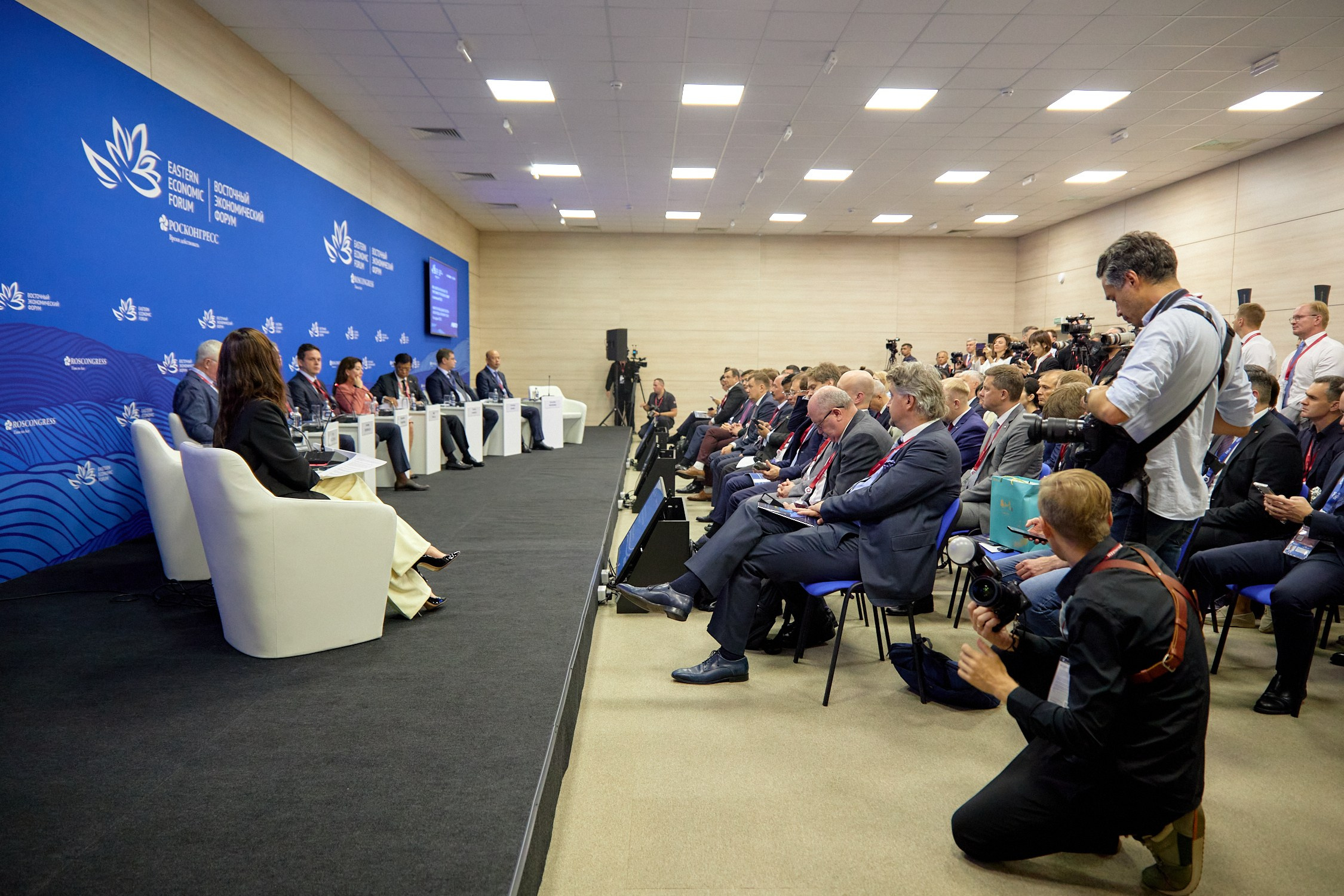 ВЭФ 2023. Репортажный фотограф Владивосток Анастасия Сокольникова