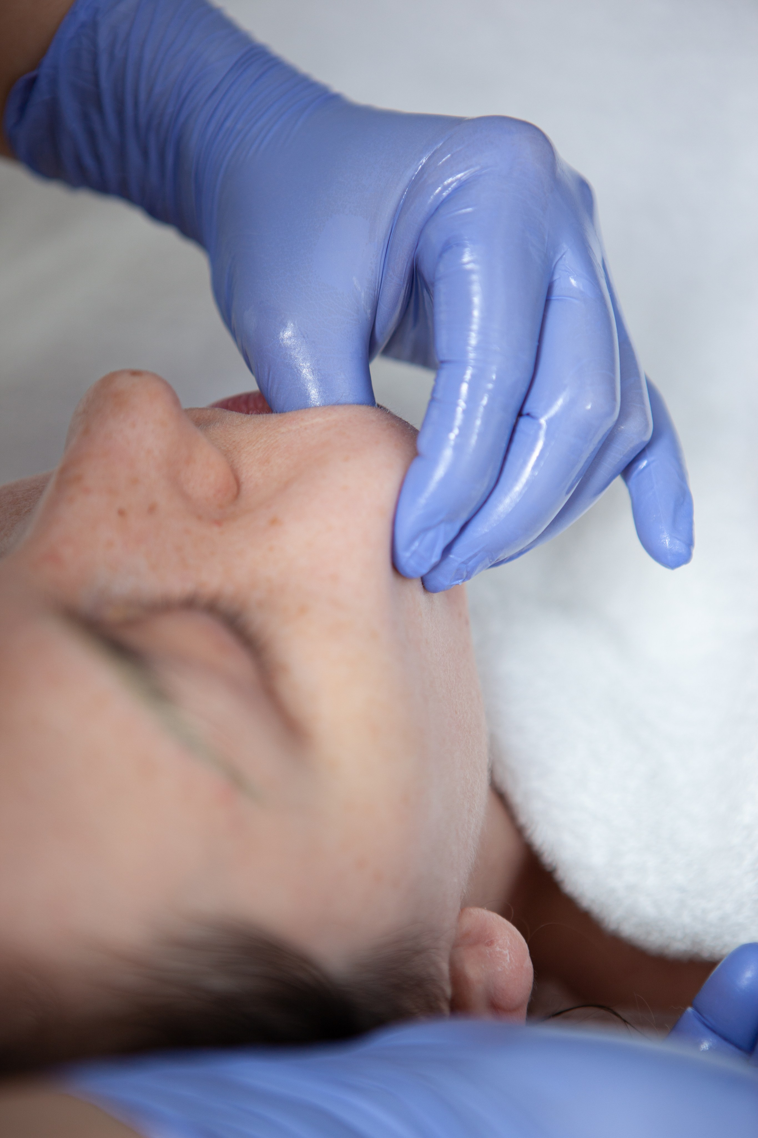 Мастер массажа и эпиляции. Медиа-продюсер и фотограф Сорокина Кристина г. Благовещенск