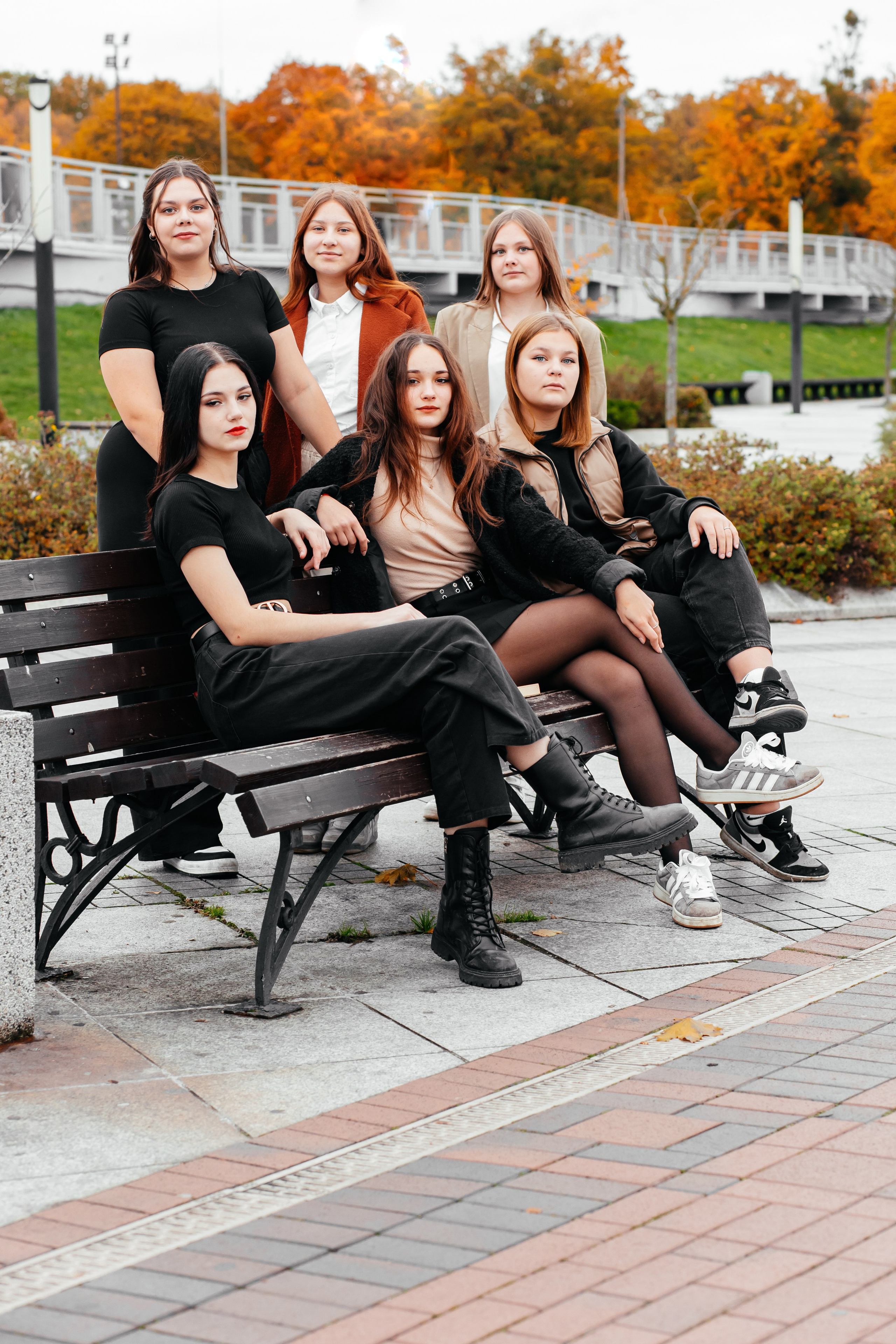 Выпускники 9 класса. LiveBook39 — студия выпускных альбомов Светланы Микишаниной в Калининграде