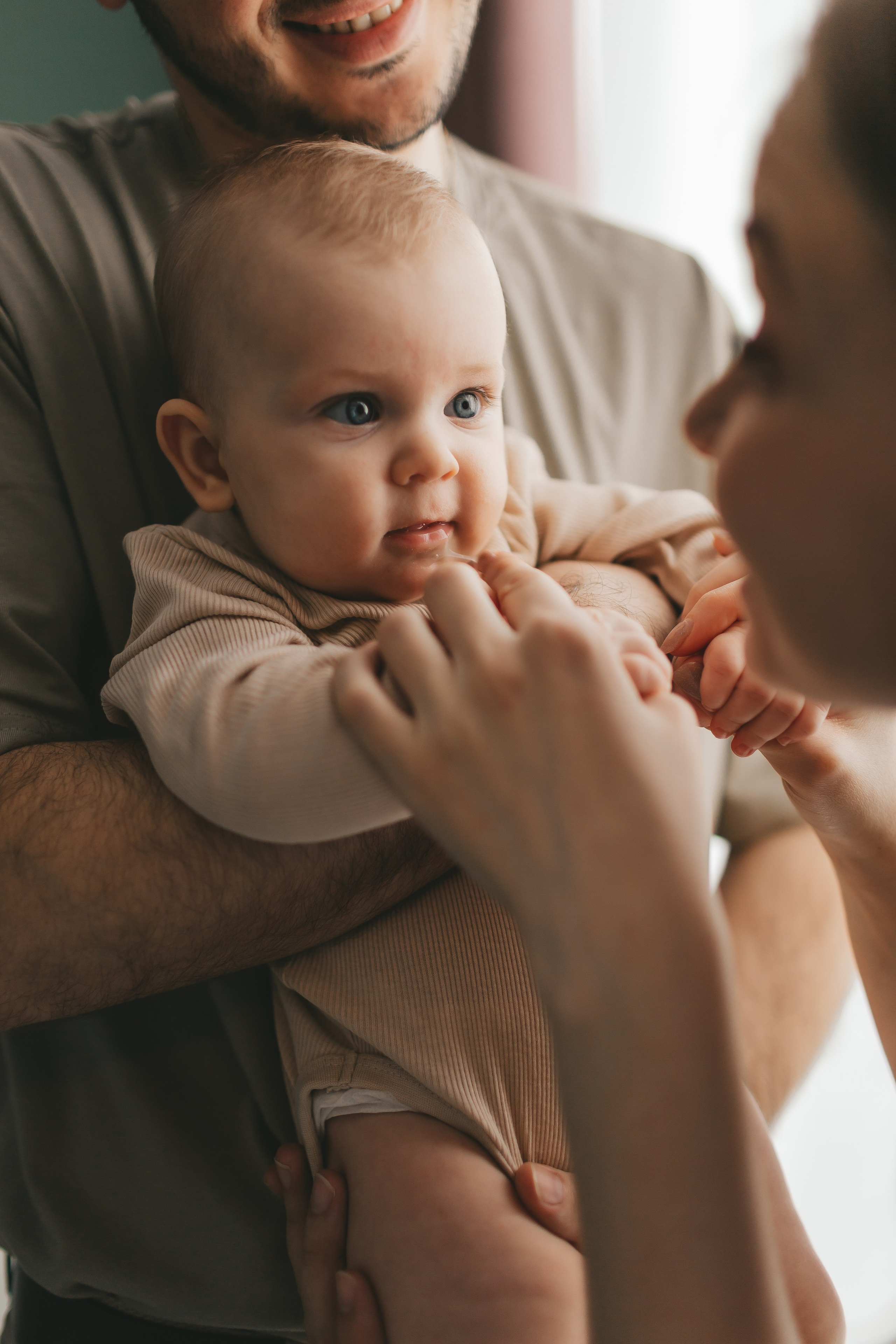 Женя, Юля и Вероника (домашняя фотосессия). Семейный и детский фотограф и видеограф в Москве, Дрокина Наталья