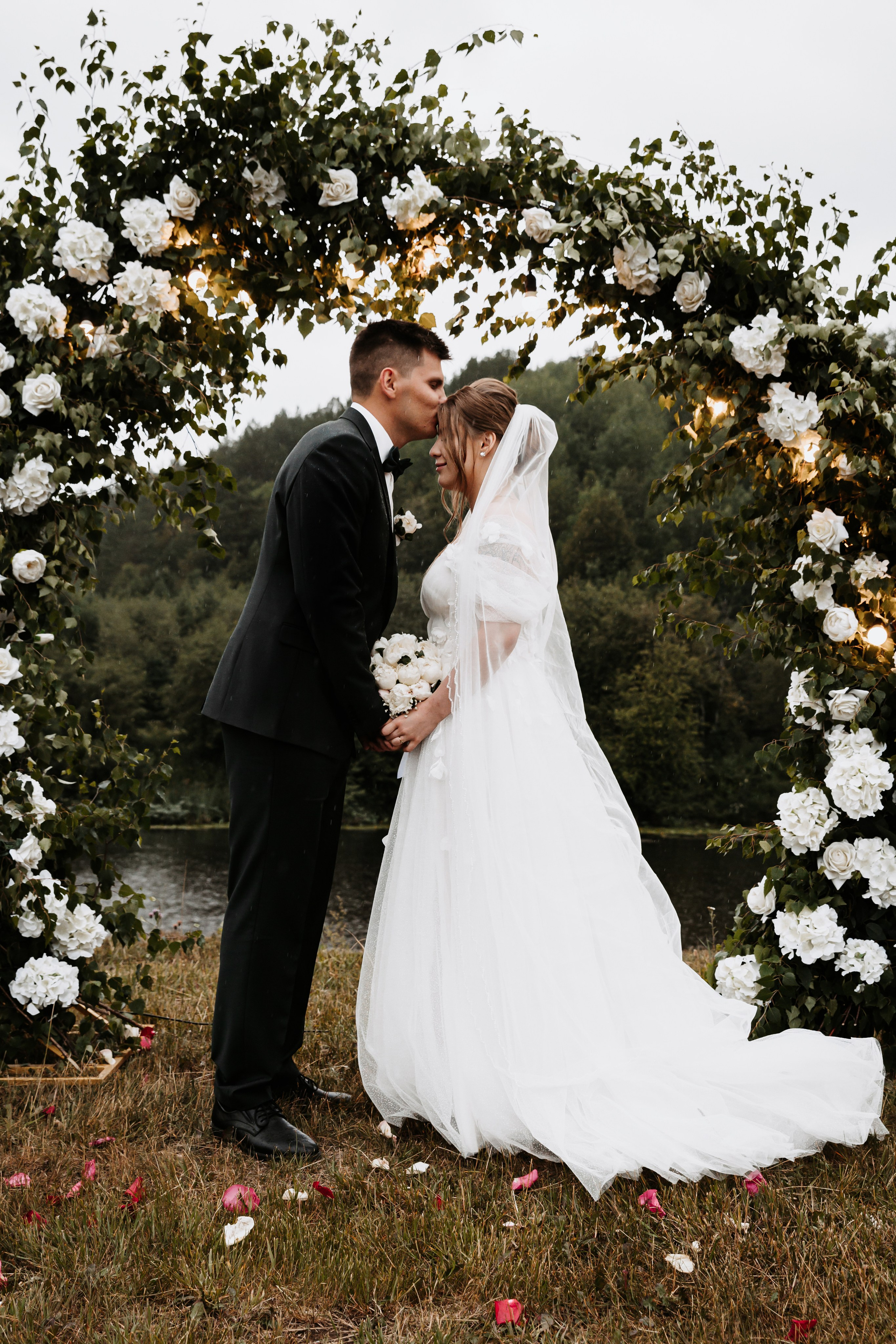 MORE WEDDING PHOTOS. Главная