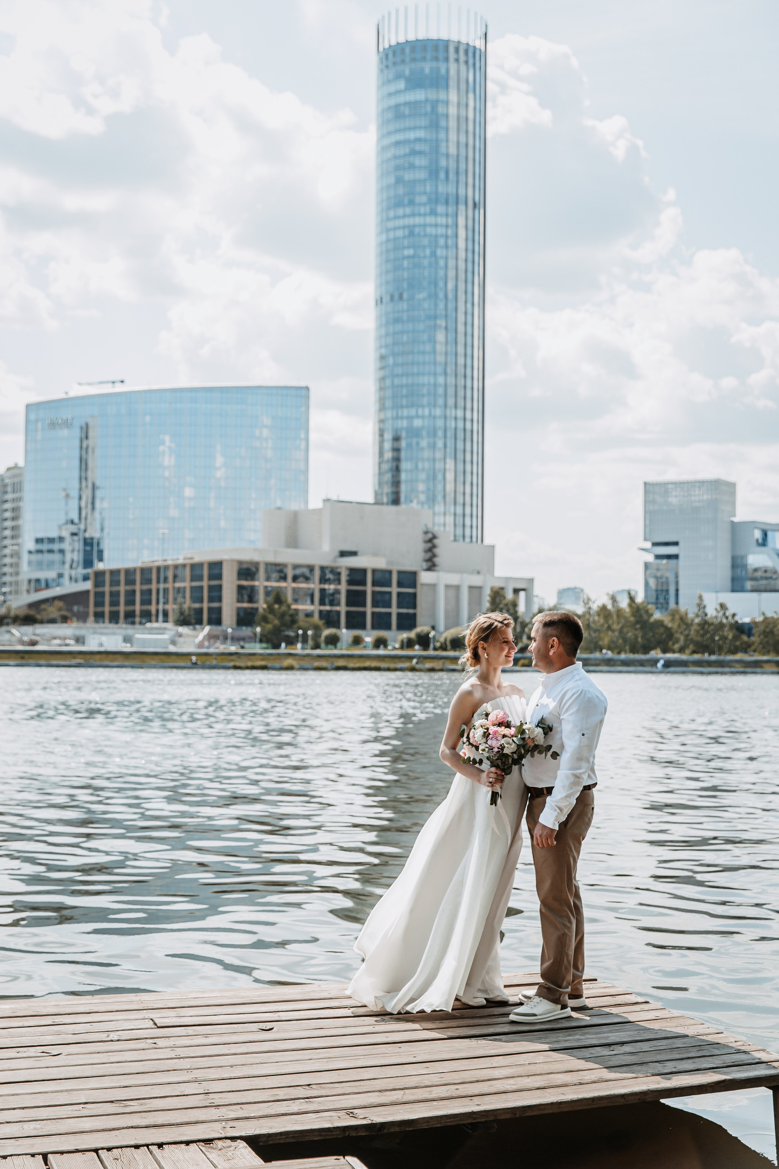MORE WEDDING PHOTOS. Главная