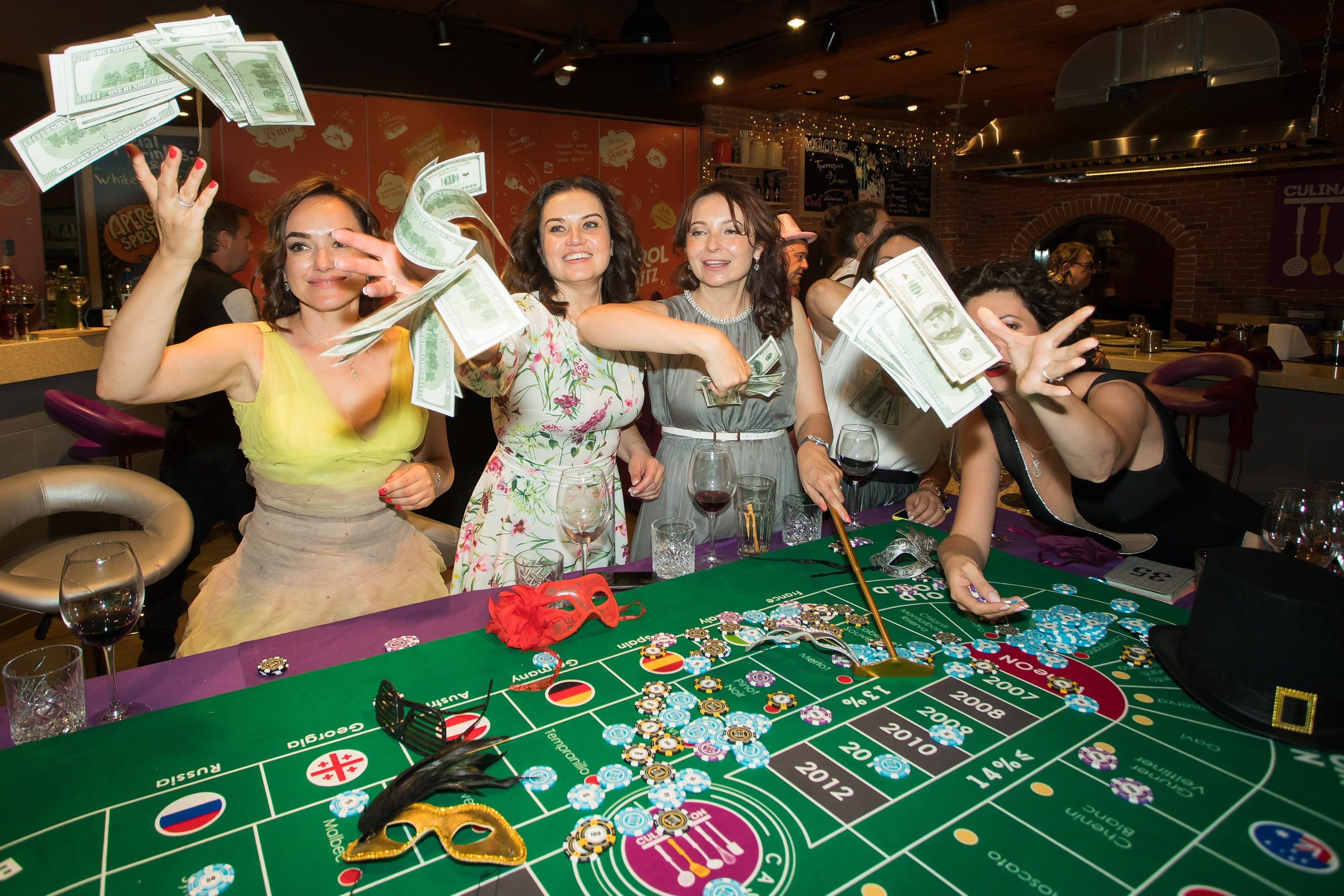 Репортажная фотосъемка на корпоративе | Зафиксируйте атмосферу и эмоции