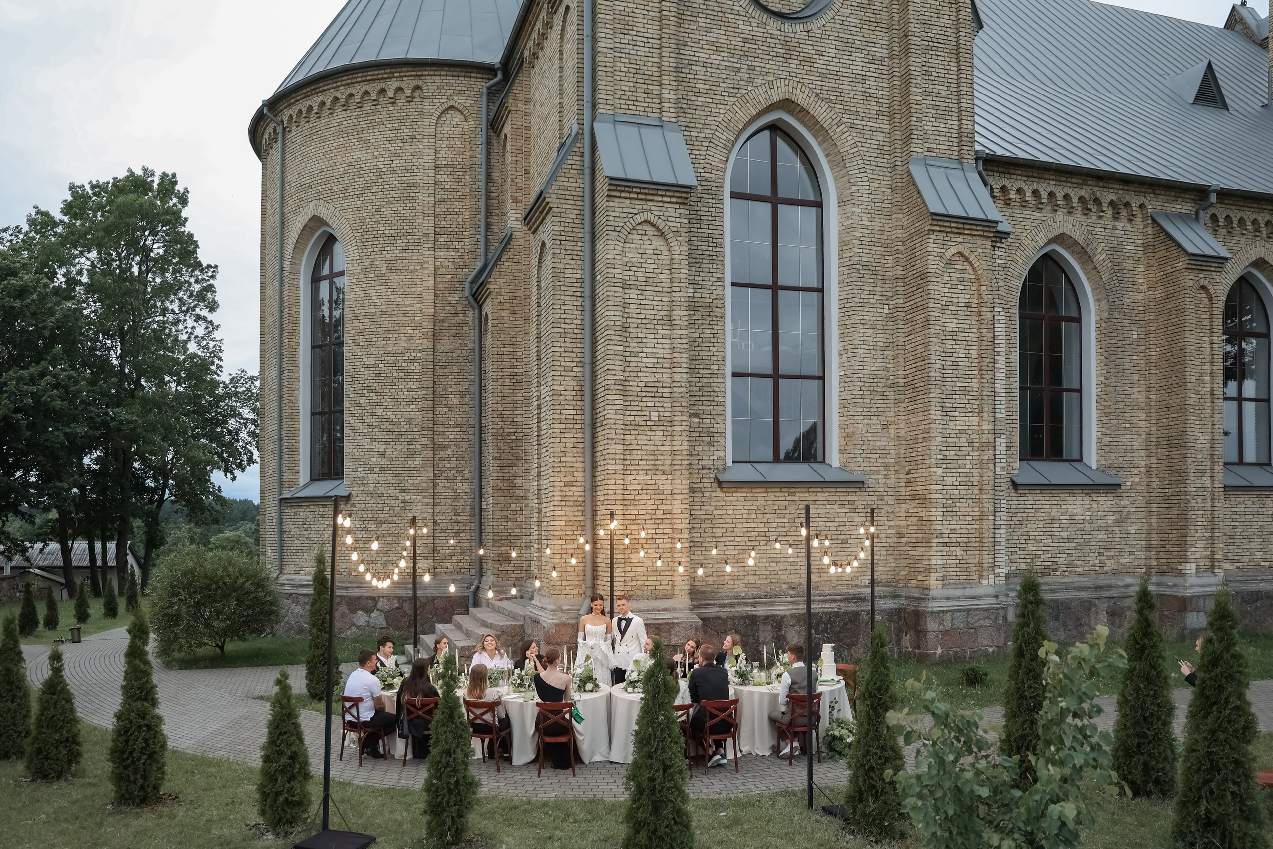 Кирилл и Виктория. Свадебные фотограф и видеограф в Минске Голдосовы Марина и Вадим