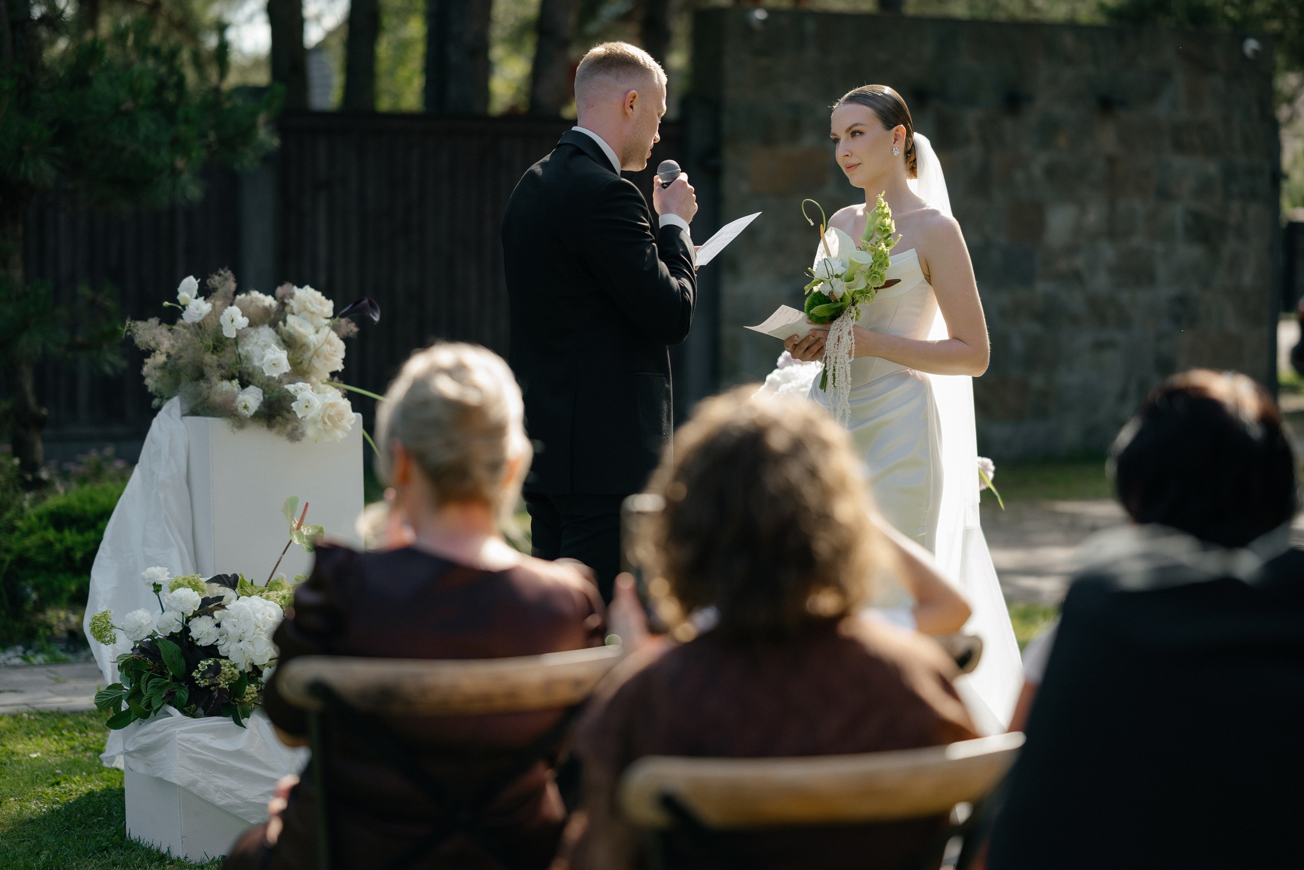 Wedding day in DELICE CHALET. Wedding PHOTOGRAPHER Andrew Vnukov