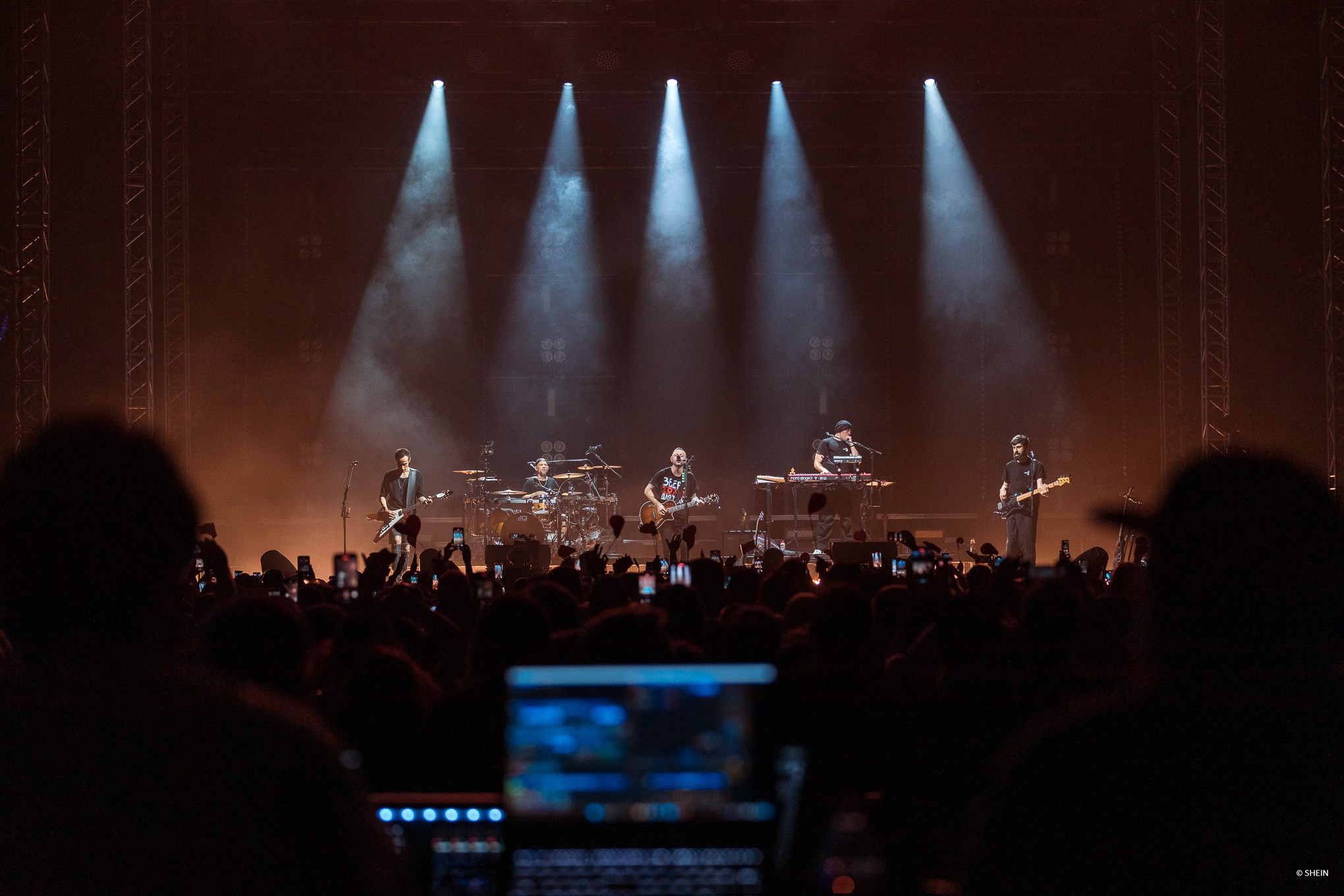 Концертная фотосъёмка музыкальной группы «Звери». Фотограф в Астрахани Евгений Шеин