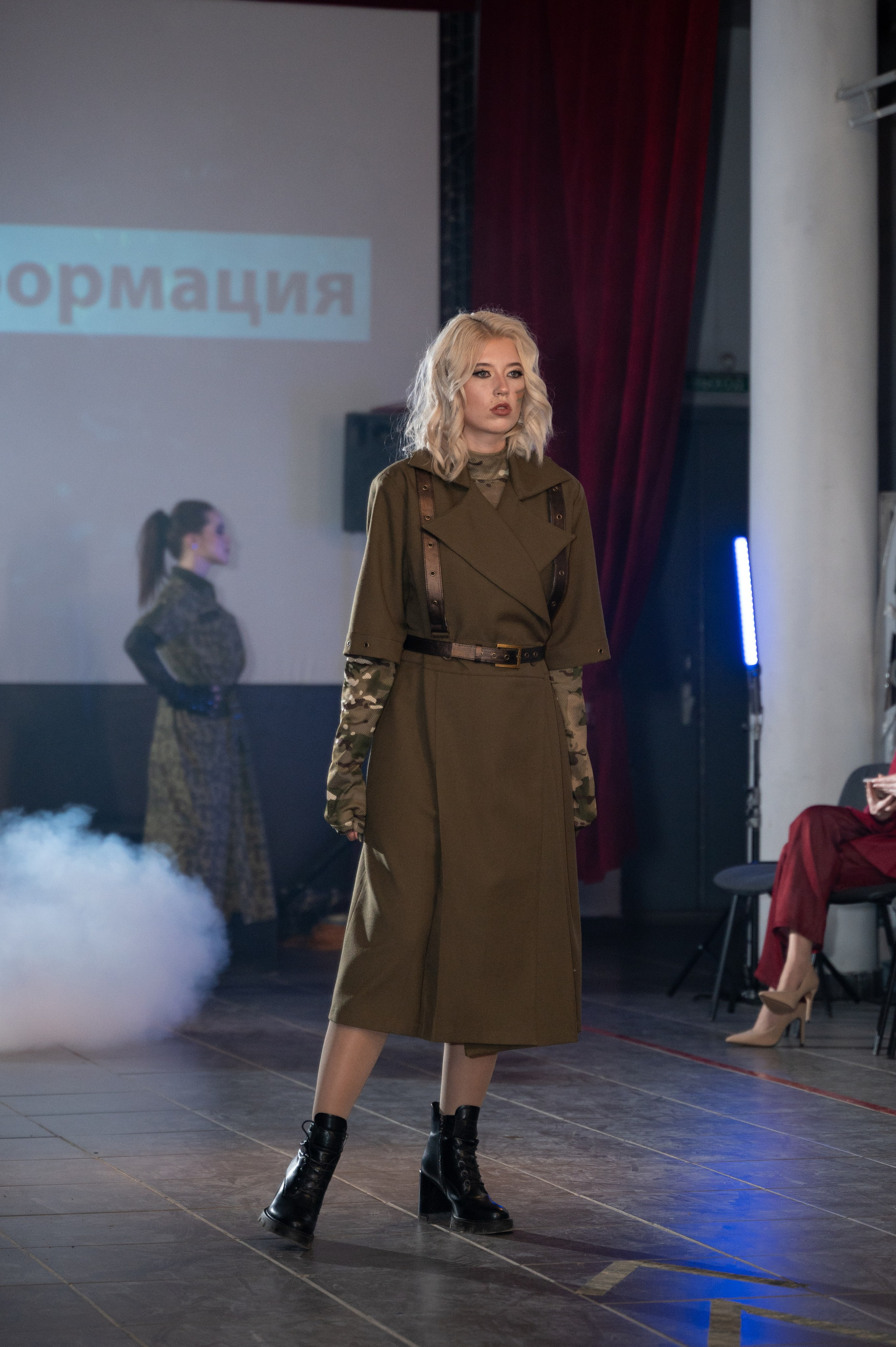 Закрытый показ милитари «Своя трансформация» дизайнера Юлии Бойченко | 24.04.2025. Фотограф в Омске Елизавета Кириллова