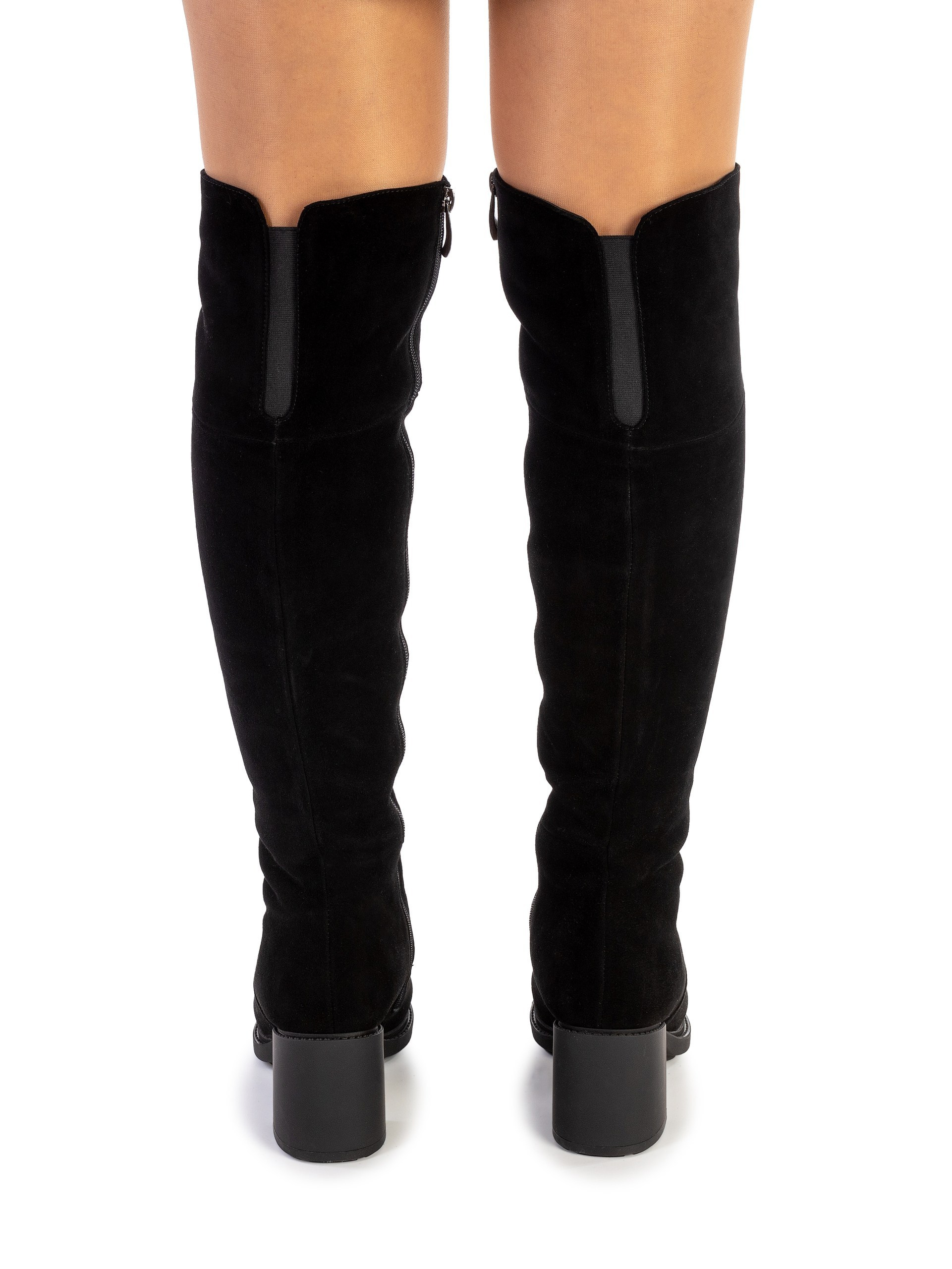 Зимняя обувь фотосъемка для маркетплейса. Фотограф в Туле Крупский АнДРей. Фотостудия «КАДР71» в Туле