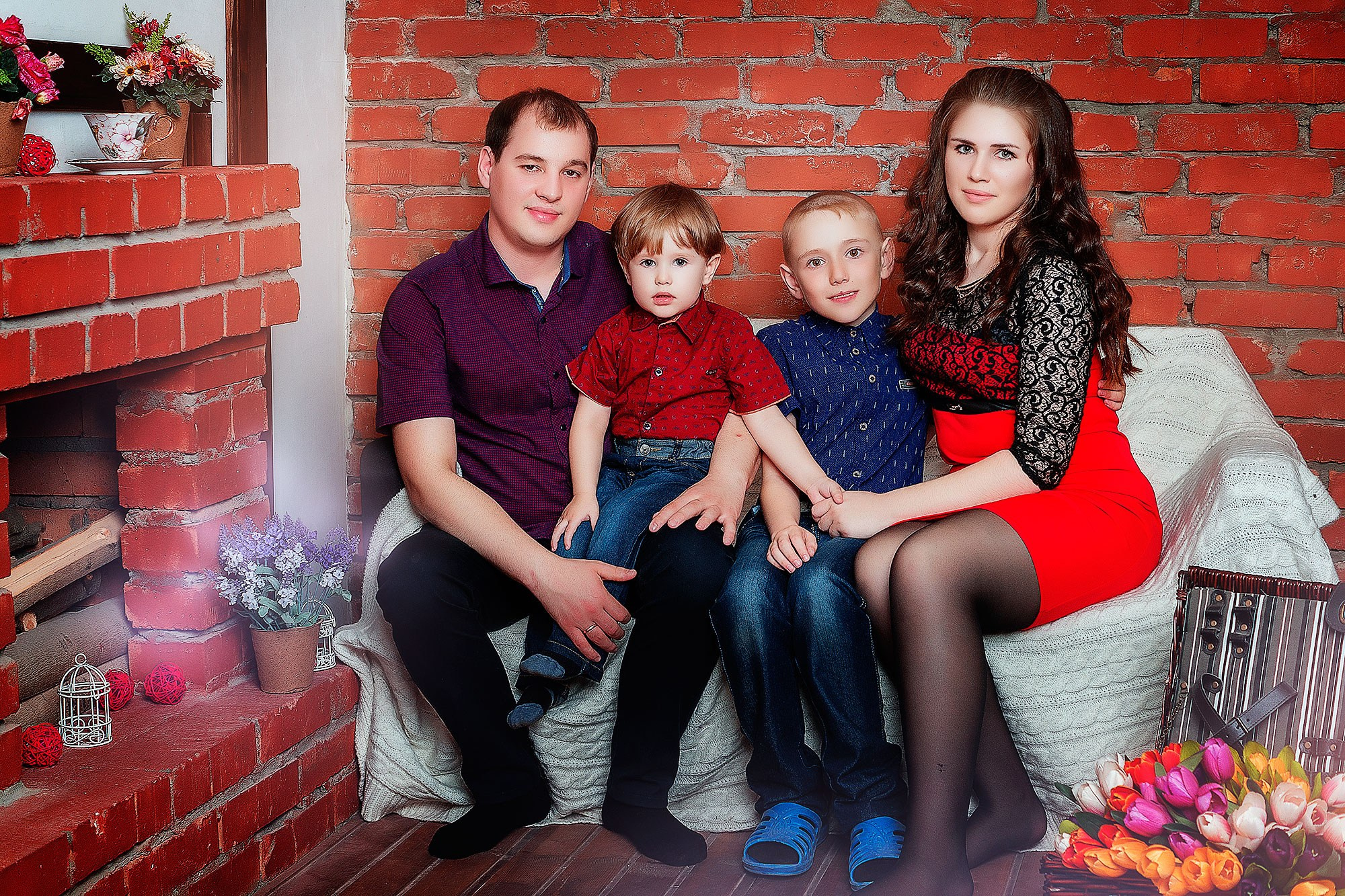 Семейная съёмка в студии. Семейный фотограф г. Новокузнецк Юлия Машникова