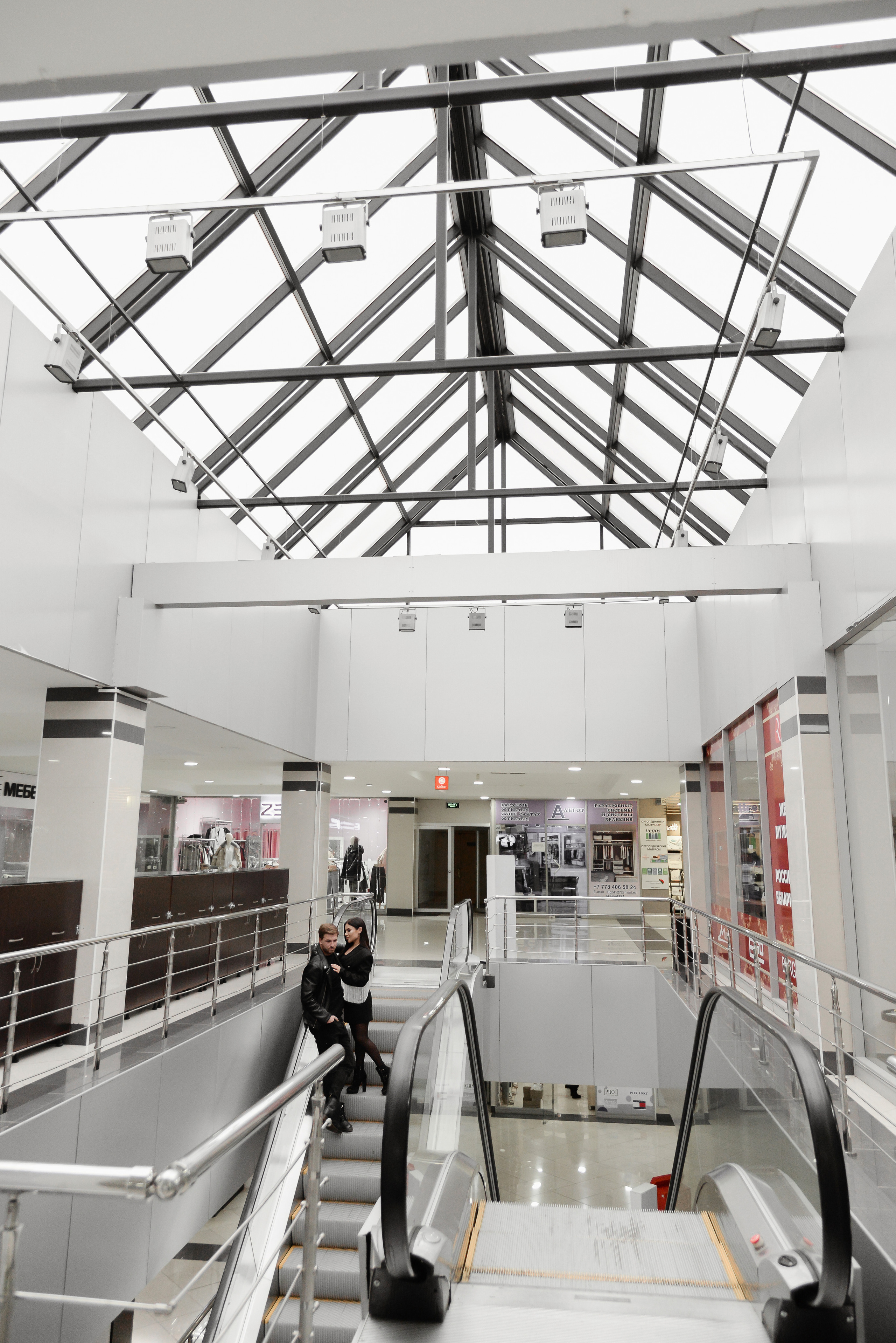 Лав стори фотосессия в Караганде. Свадебный фотограф Караганда