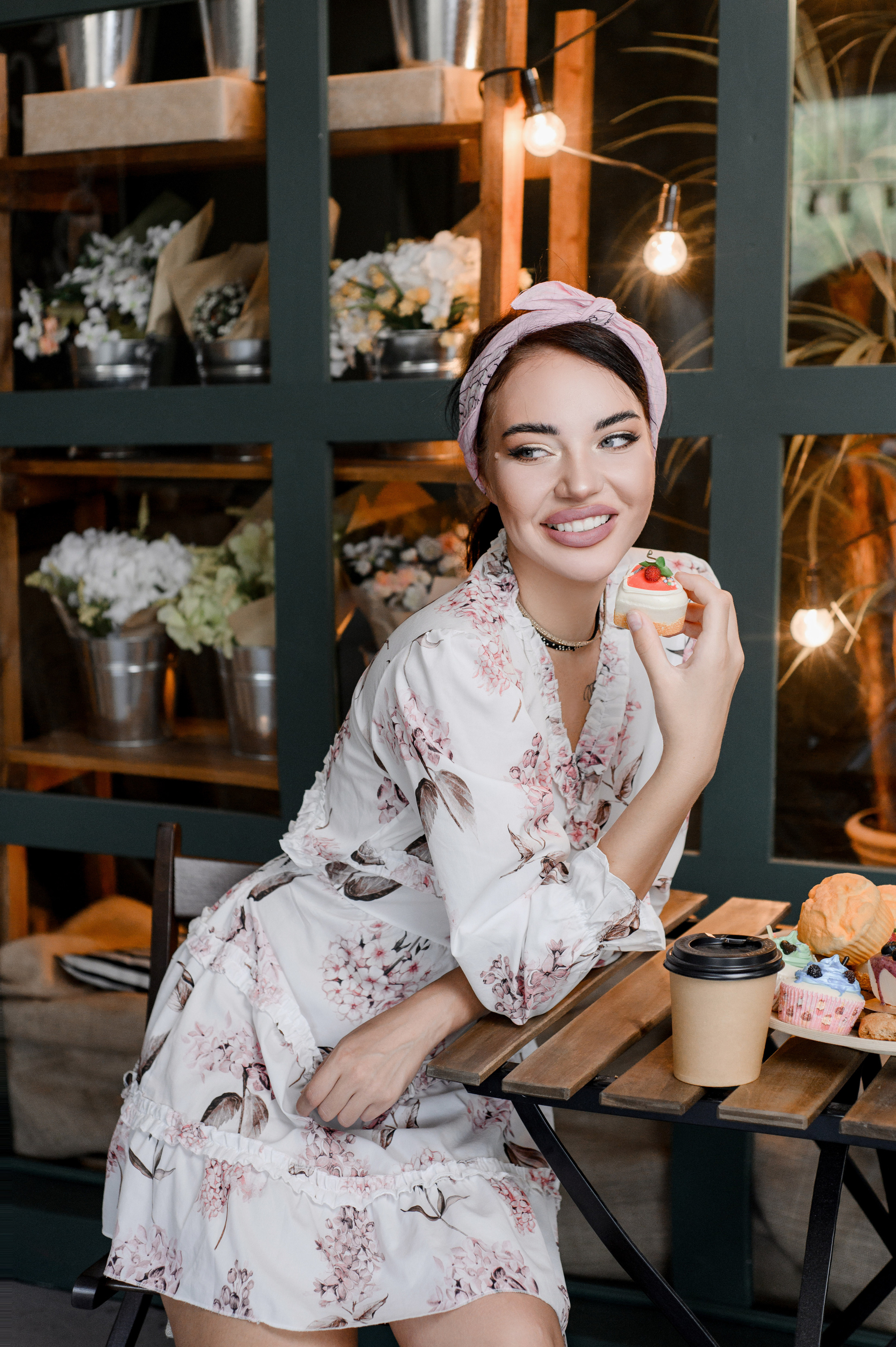 Виктория и Роман — фотосессия в студии в Караганде. Свадебный фотограф Караганда