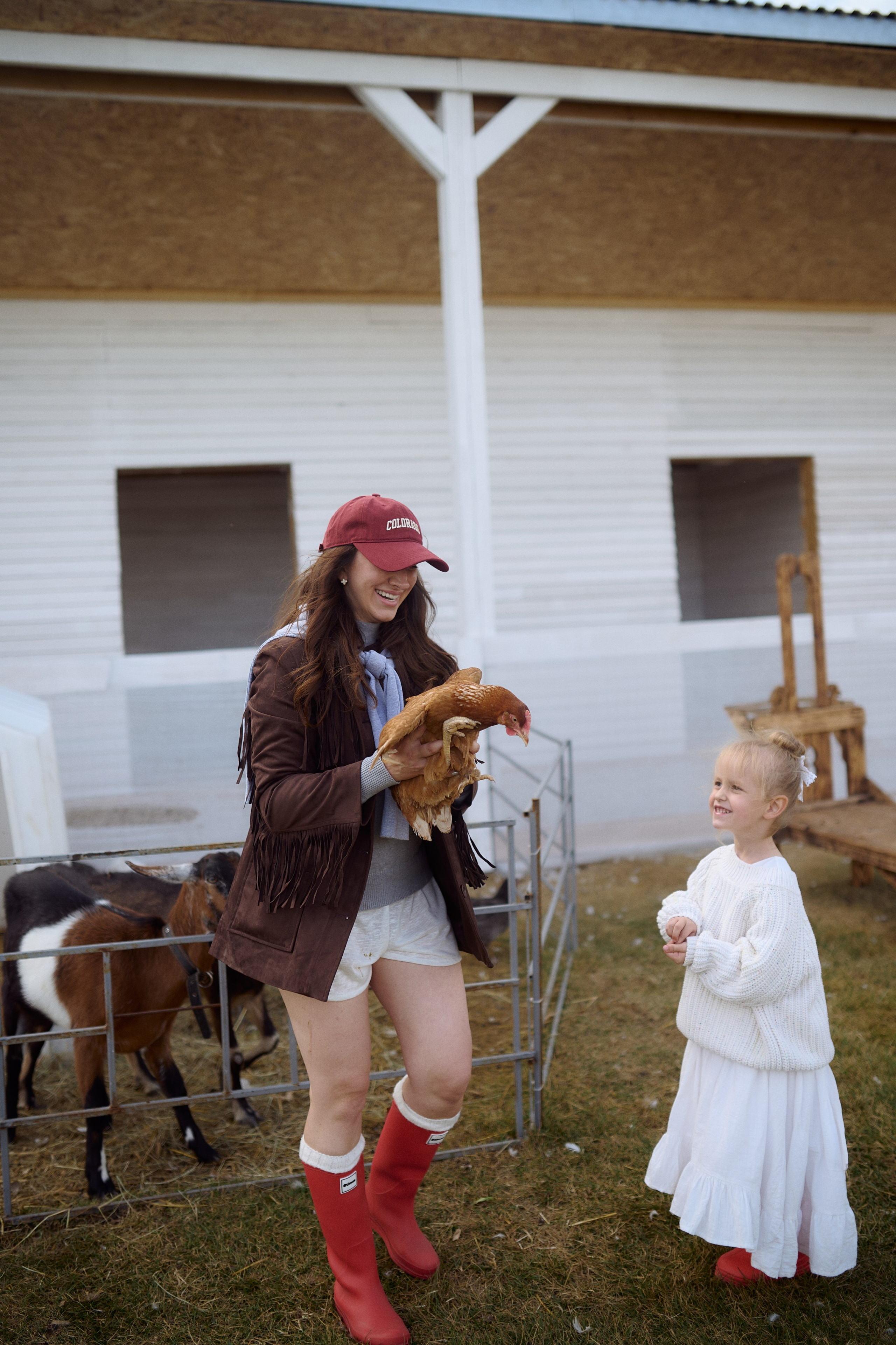 Кристина и Ариша на ферме. Семейный и свадебный lifestyle-фотограф в Москве Мария Петрова