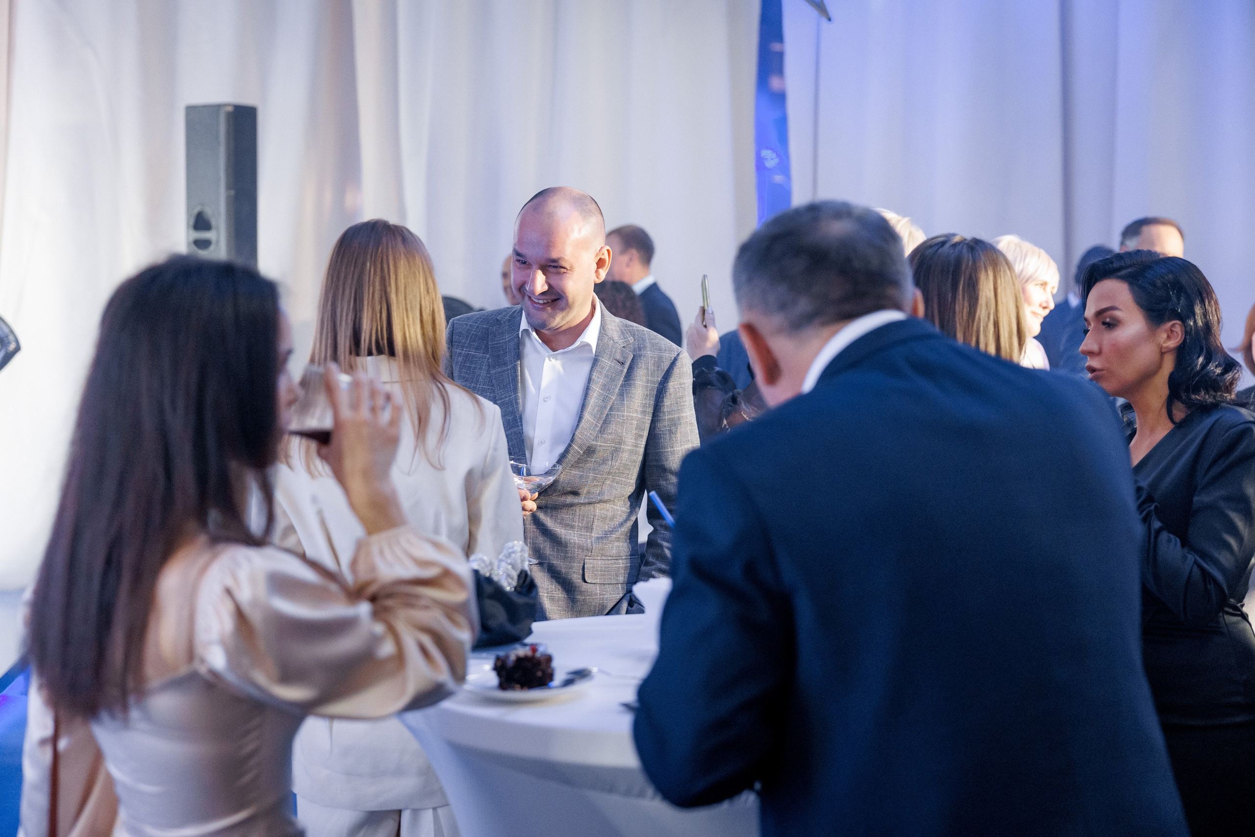 Юбилей компании «СЕРВИКО». Кадровик продакшн: Фото и видеосъемка форумов, конференций, масштабных событий в Иркутске