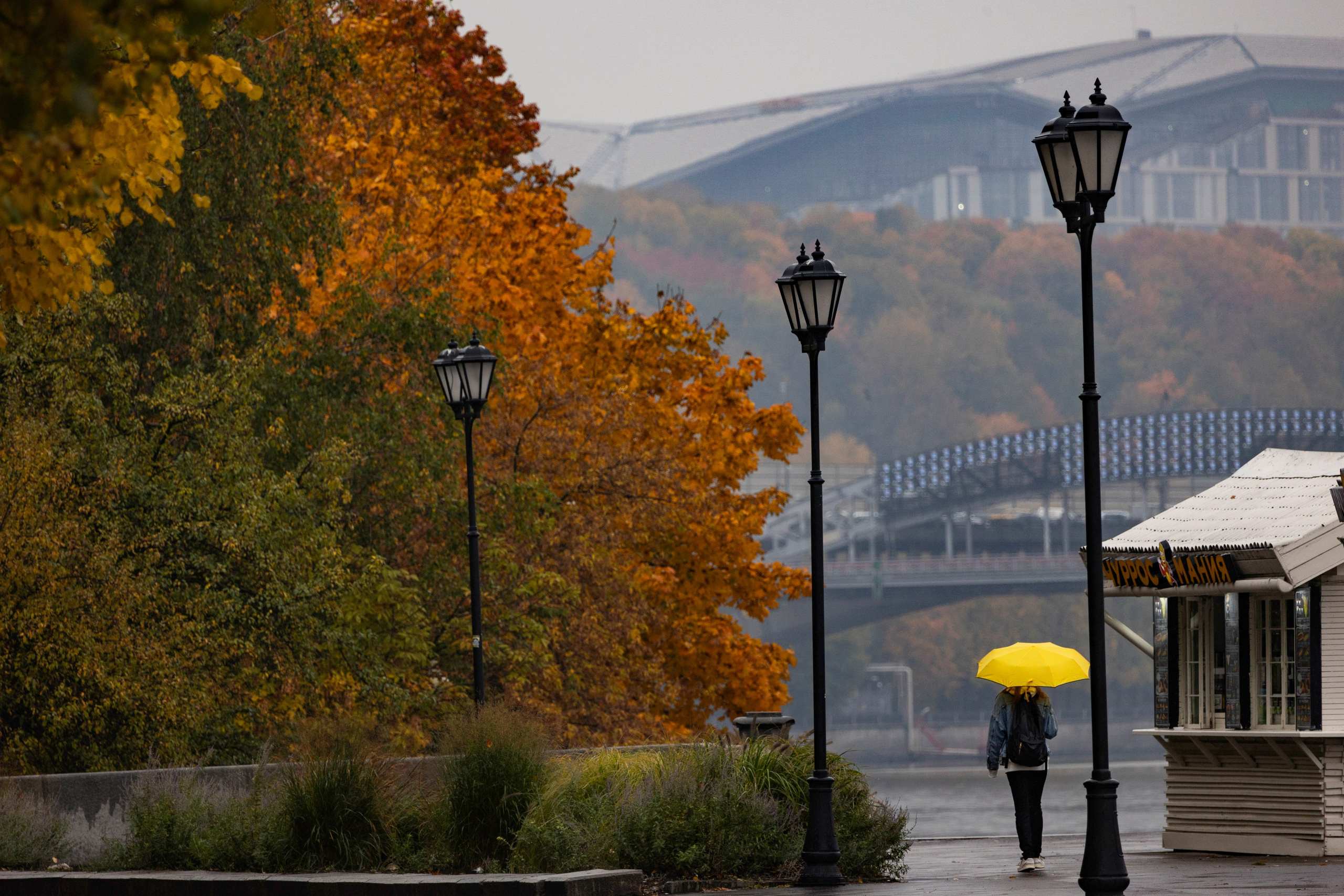Фотопрогулка на Пушкинской набережной