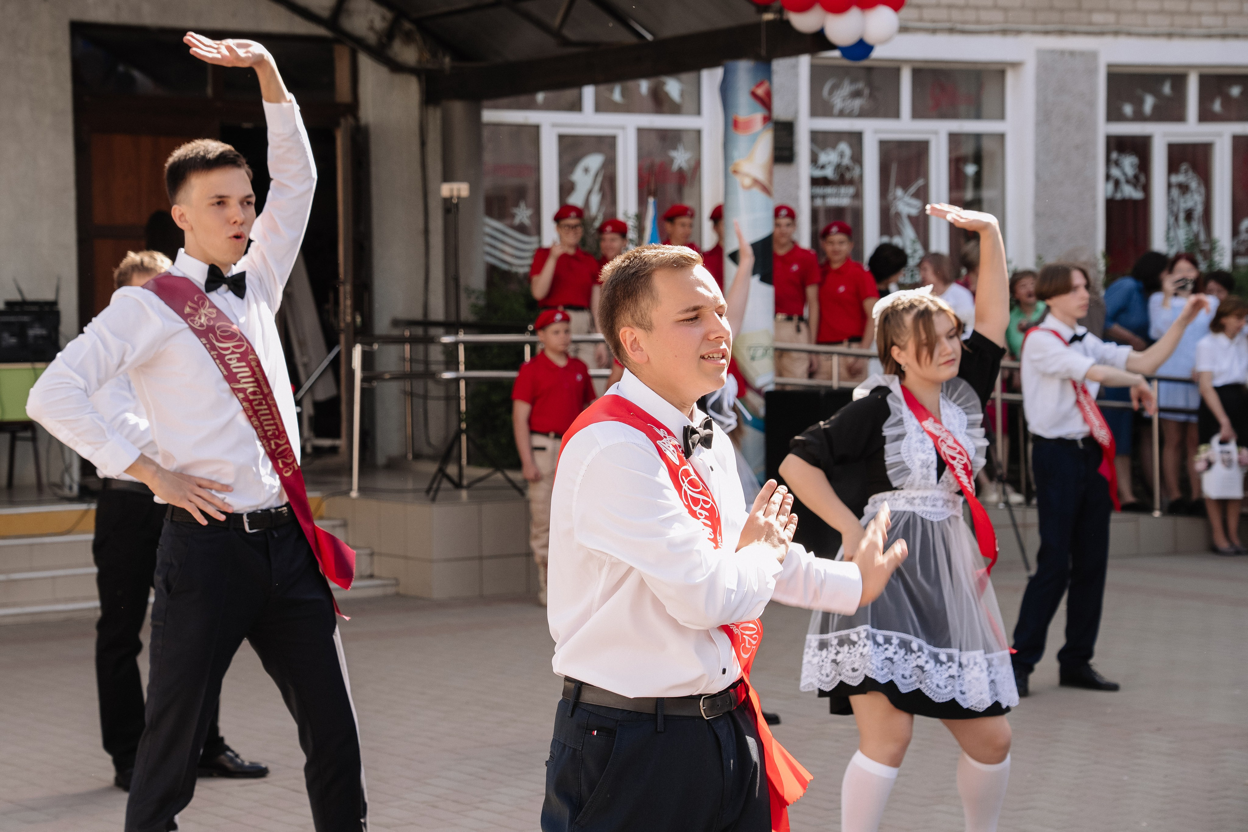 11 класс 40 школа. Выпускные альбомы Натальи Бутко: Новороссийск, Анапа, Геленджик