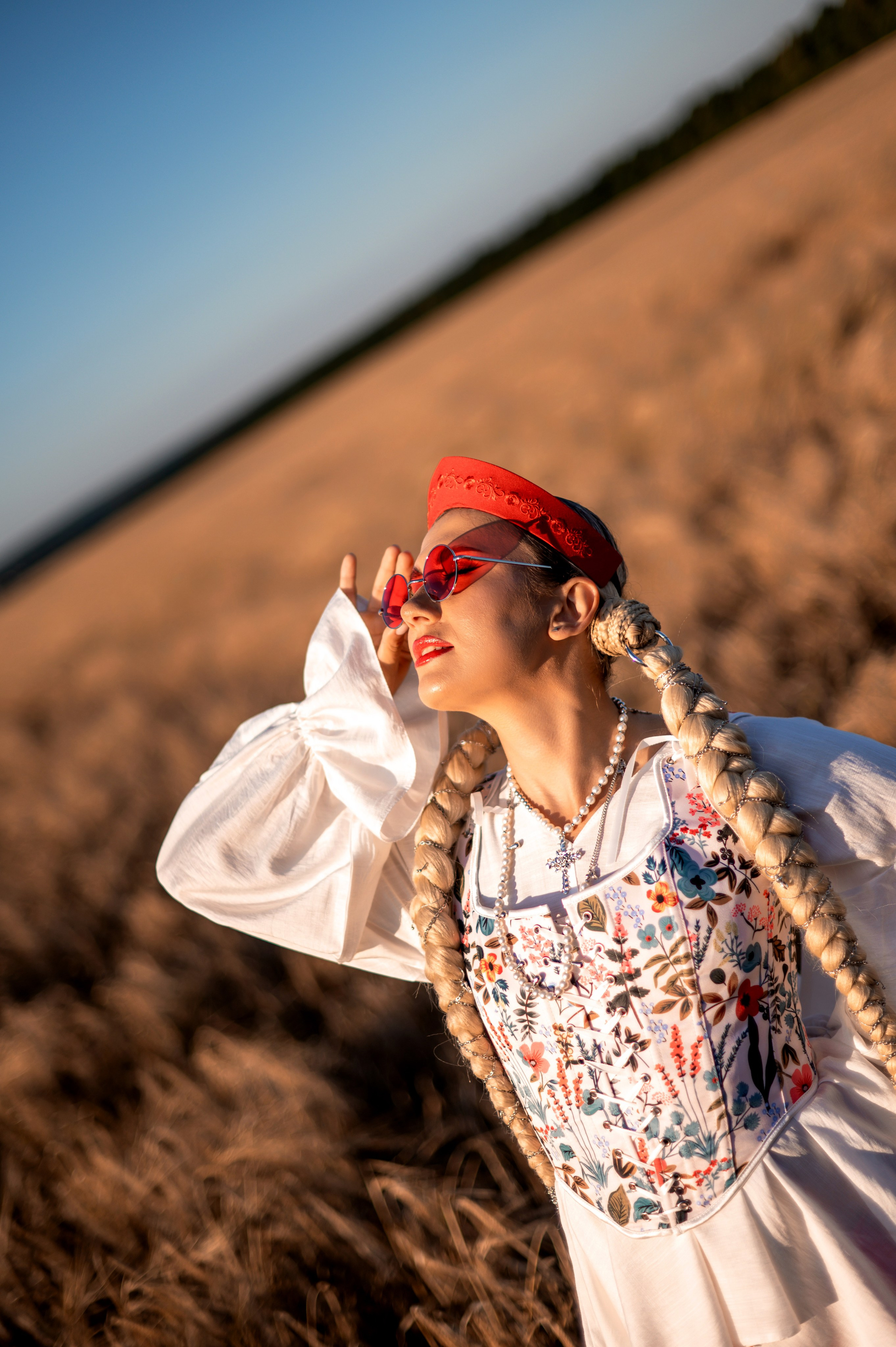 Катюша в поле). Спортивный фотограф в Туле и Тульской области. Файсханова Фото Спорт