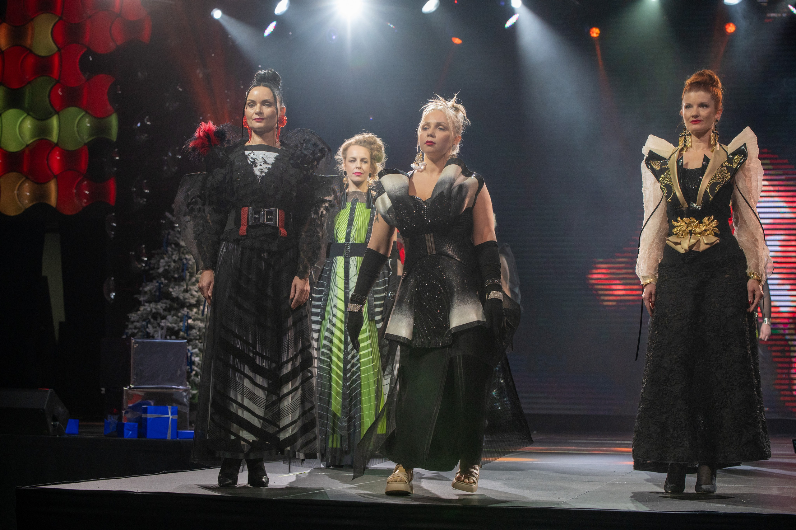 Большая новогодняя тусовка. Фотоуслуги, услуги фотографа, фотографирование важных событий