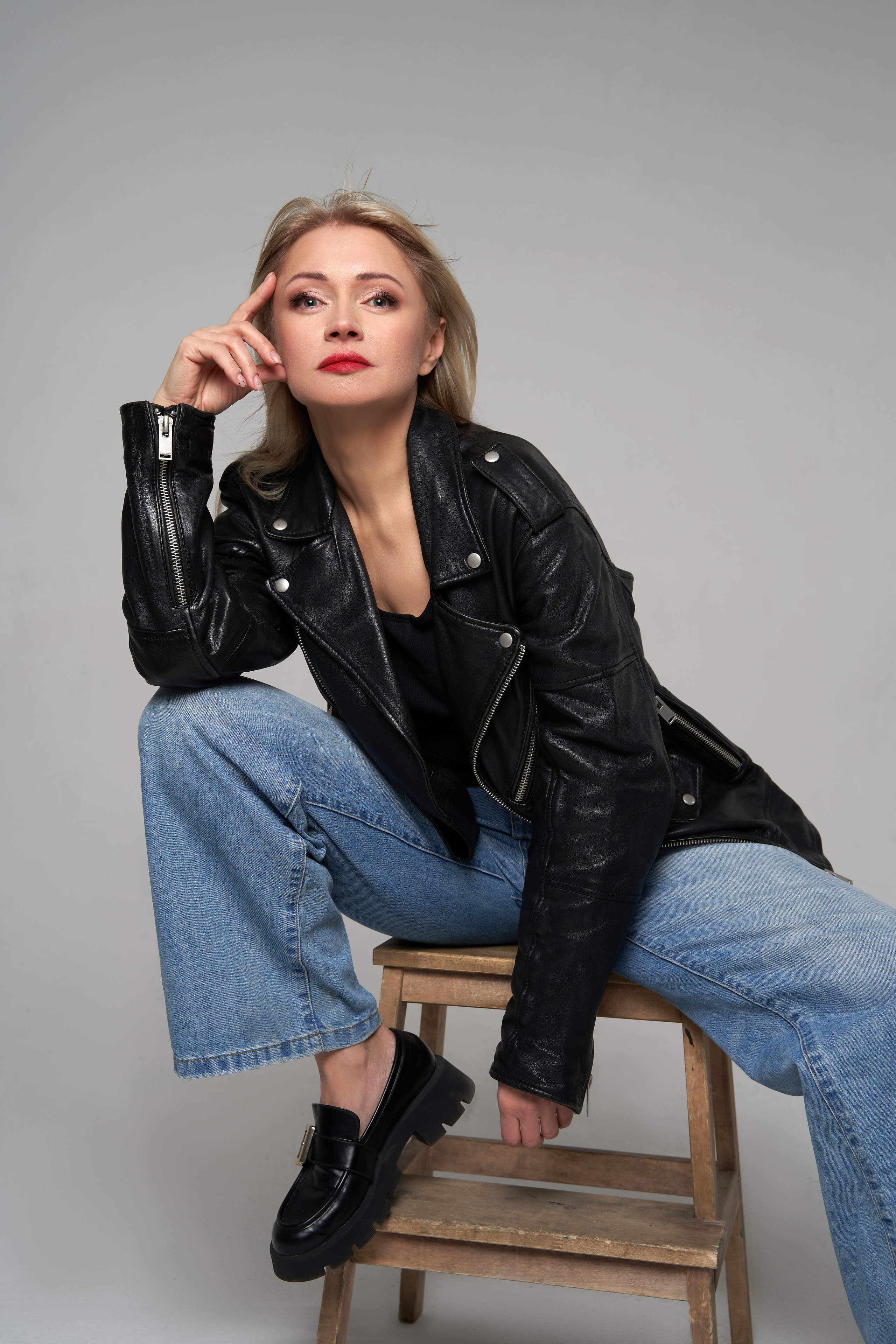 Модель для предметной съемки Марина Г. Москва| Sale Easy