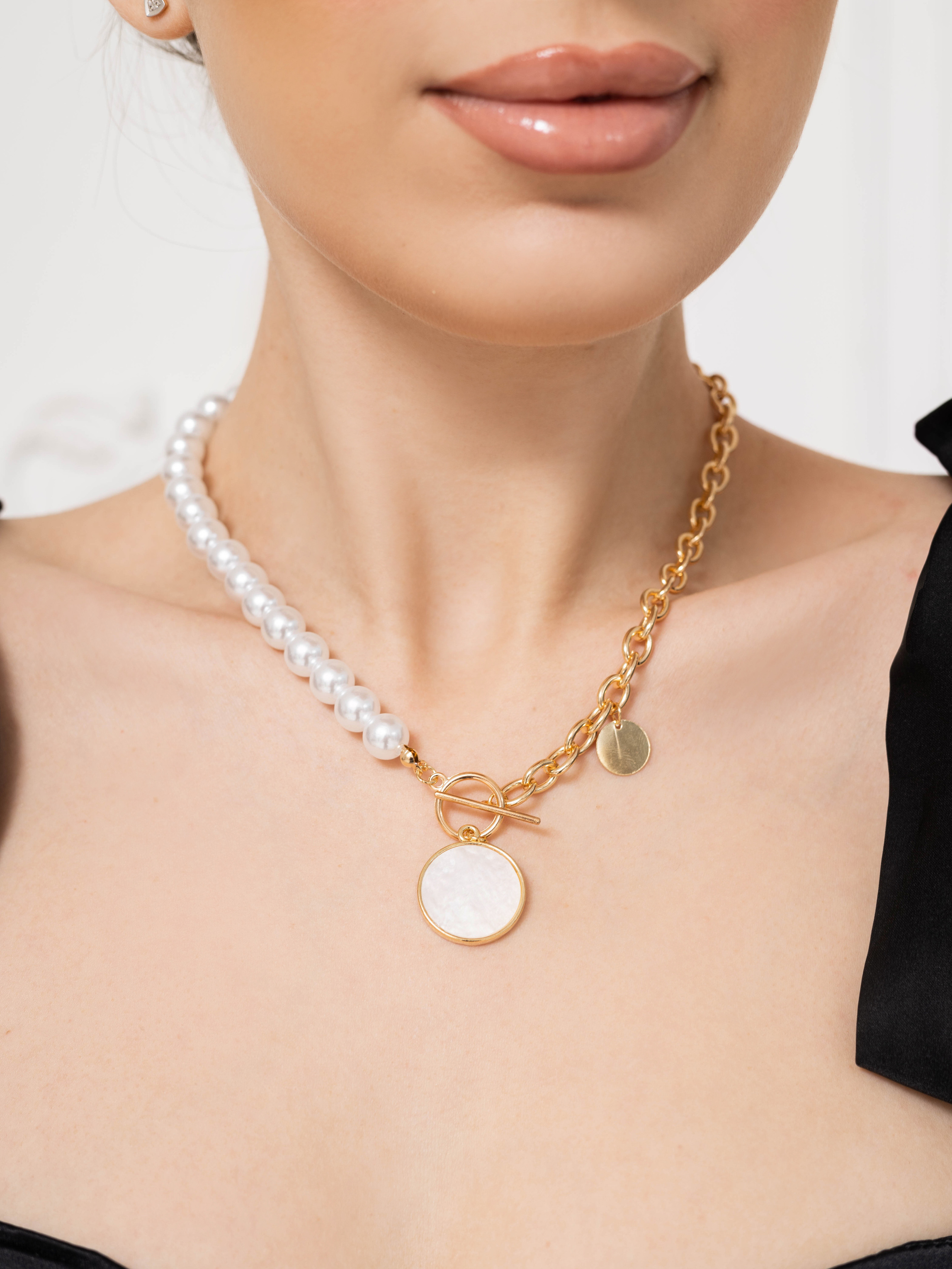 Модель для предметной съемки Олеся 1 Н.Новгород | Sale Easy