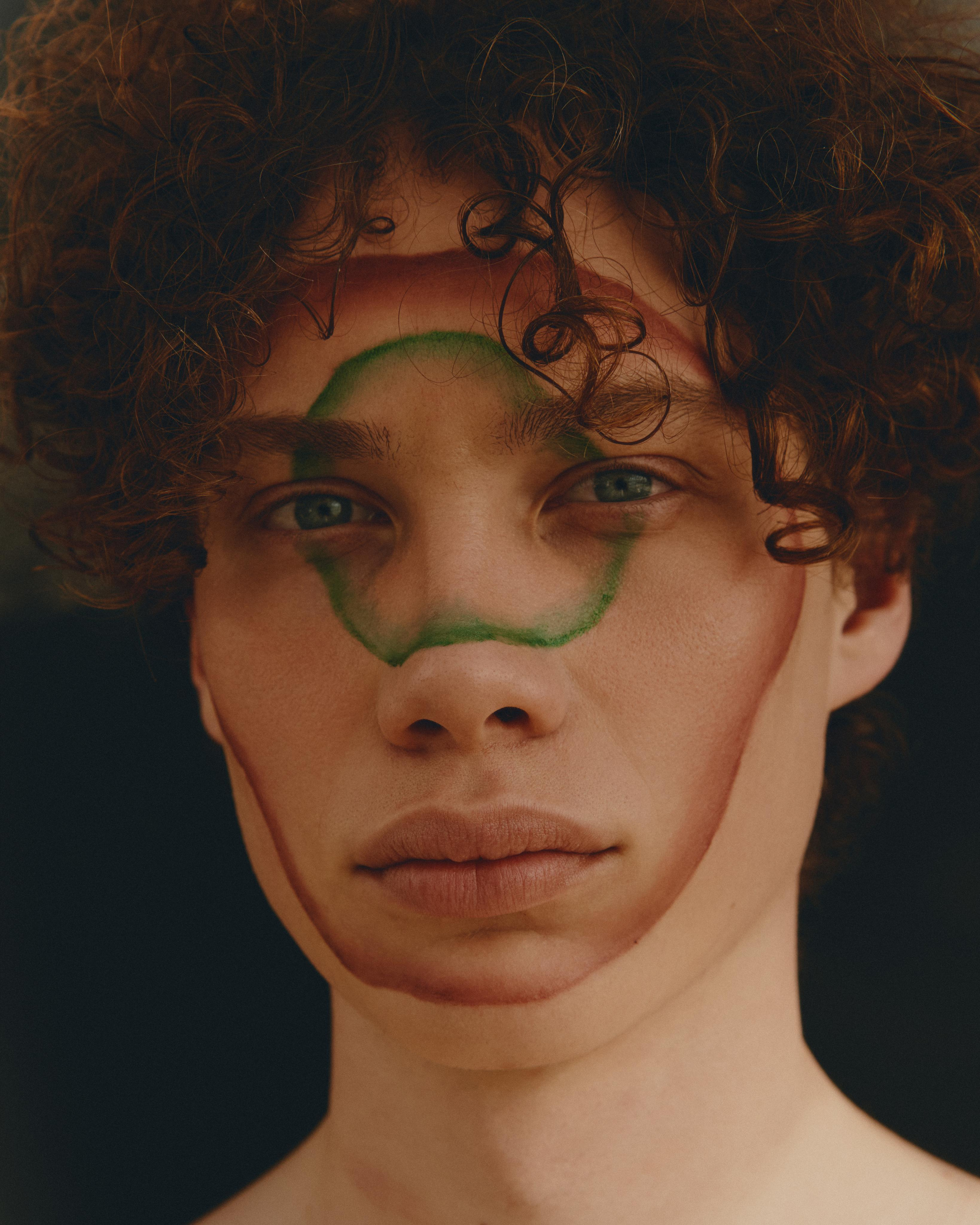 Модель для предметной съемки Даниил Г. Москва | Sale Easy