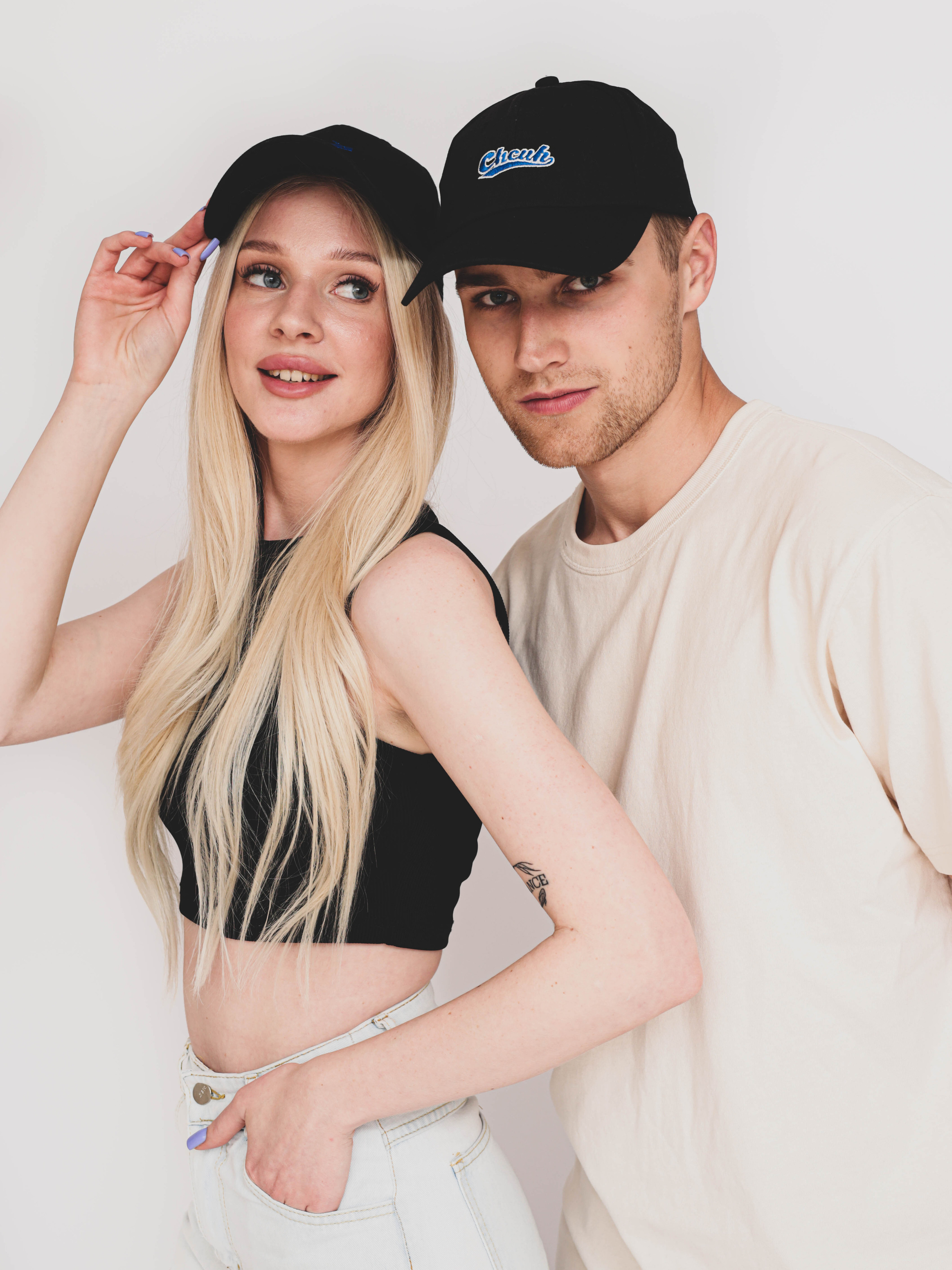 Портфолио. Фото головных уборов для маркетплейсов | Sale Easy