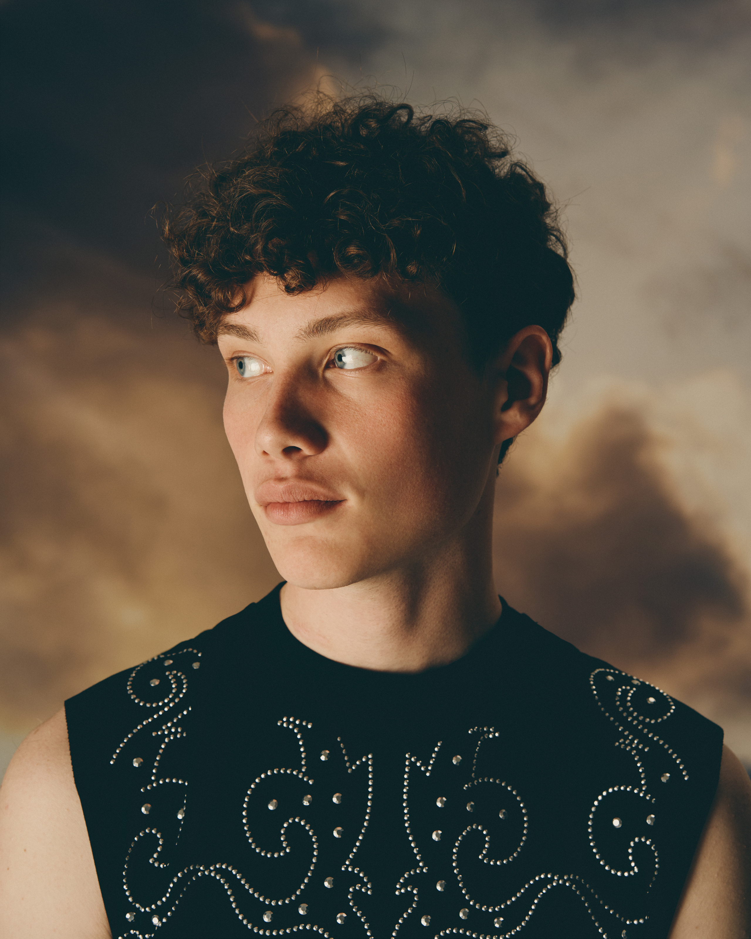 Модель для предметной съемки Даниил Г. Москва | Sale Easy