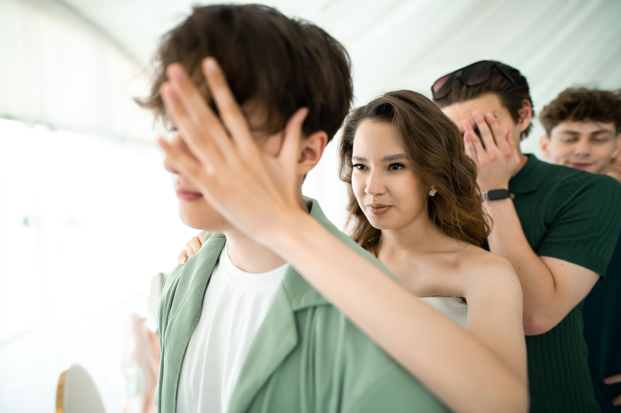 Одним солнечным днем на берегу реки. Евгений Нисковских — свадебный и репортажный фотограф в Тюмени