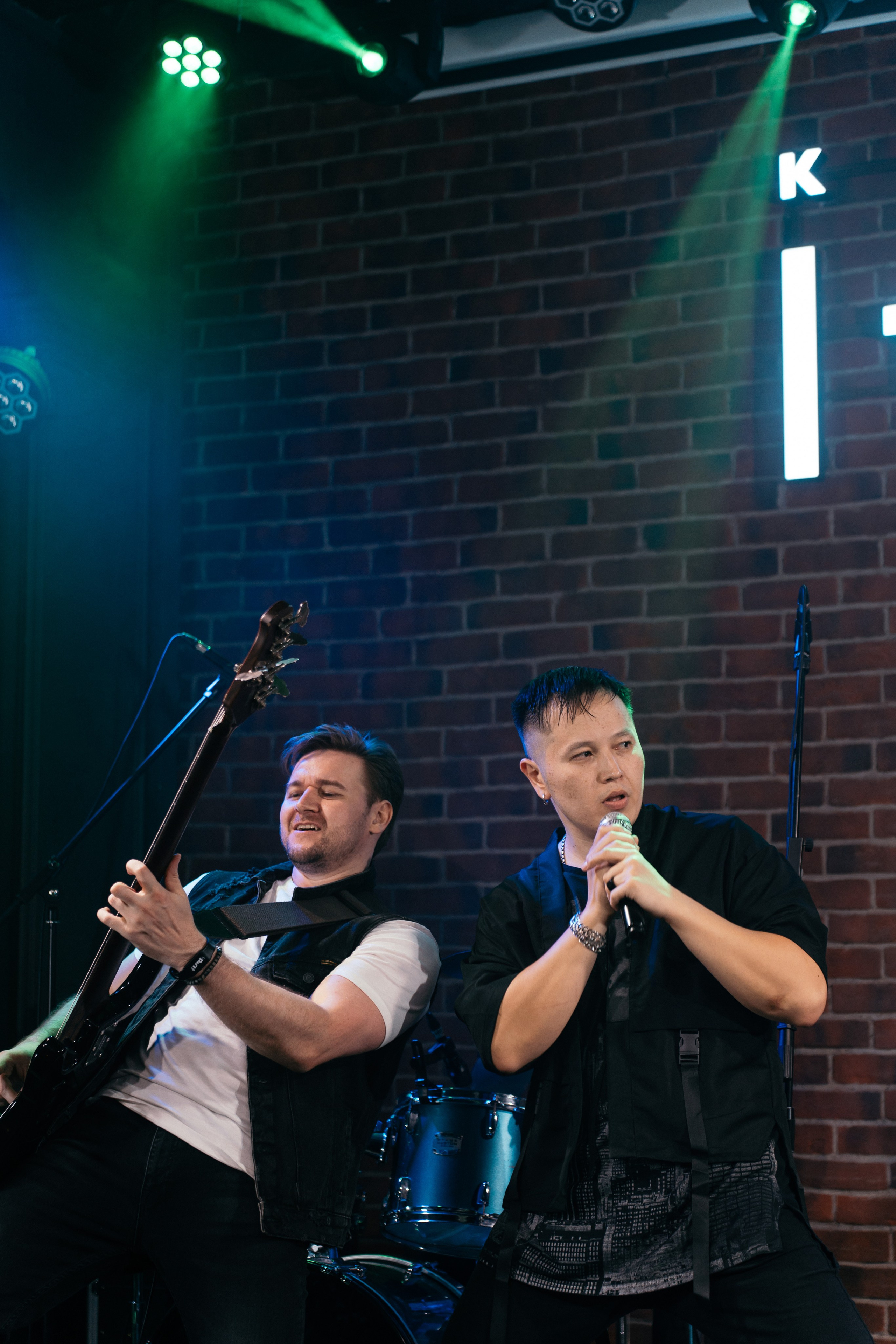 Mini Concert. Photographer based in moscow Peter Tchana