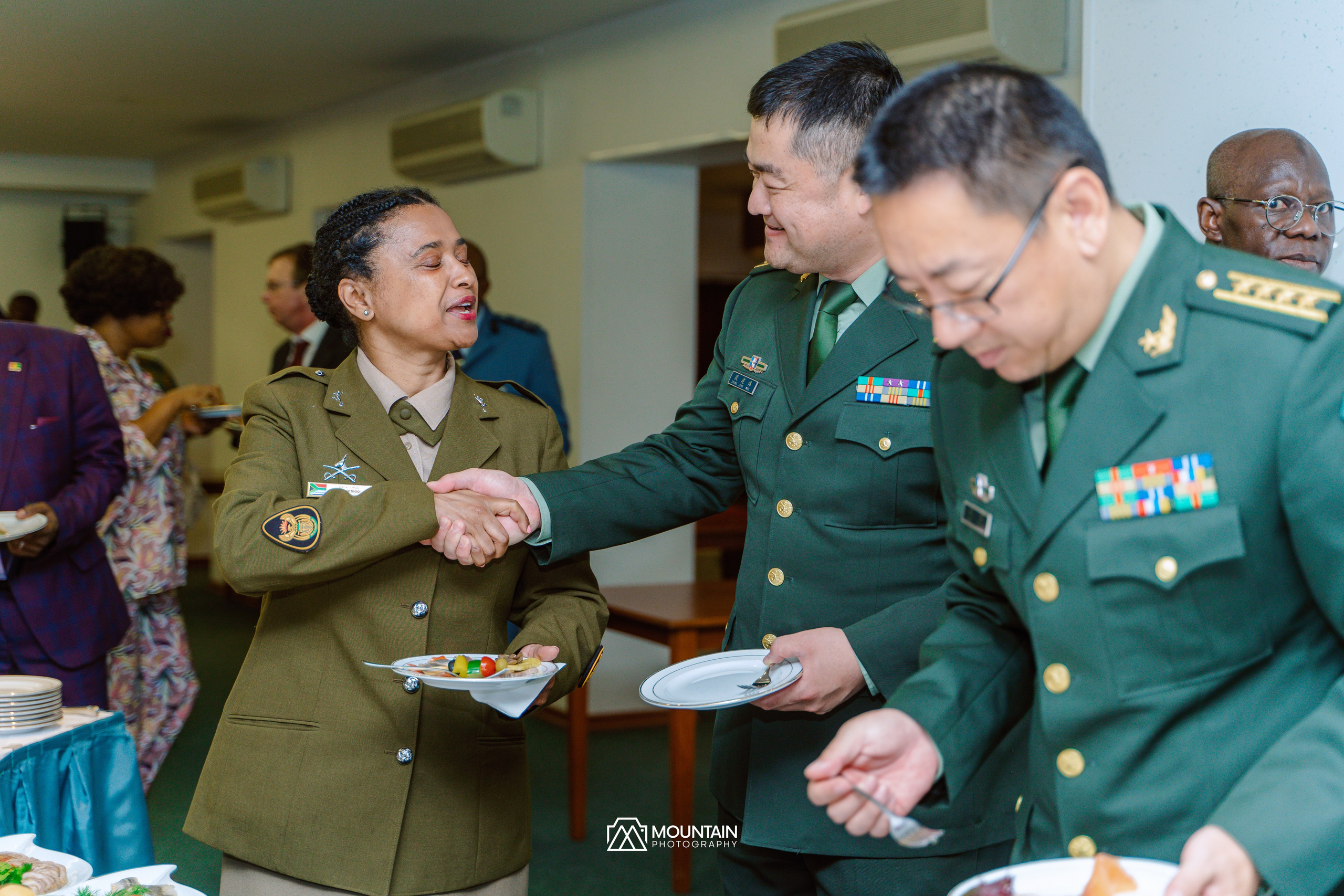Burundi Indepence Celebration. Photographer based in moscow Peter Tchana