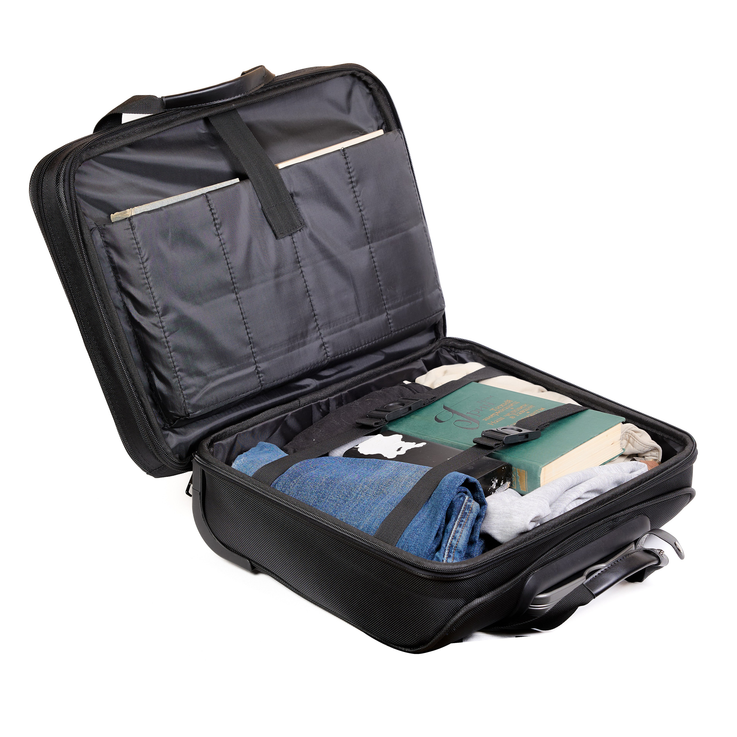 Чемодан «Voyage Core». Предметный и репортажный фотограф Алексей Кротов