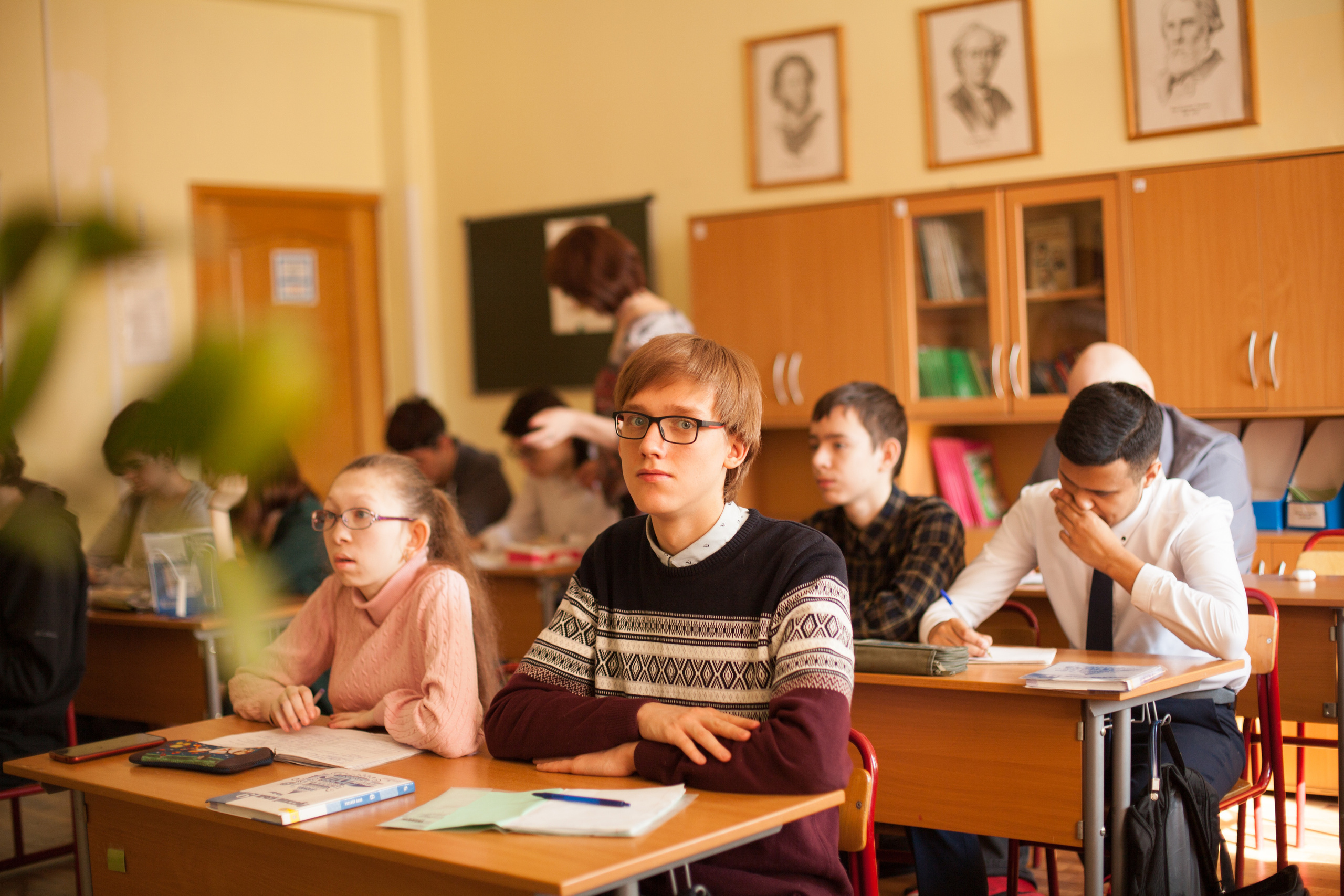 Старшеклассники в школе. Фотограф в Москве Наталья Антипина