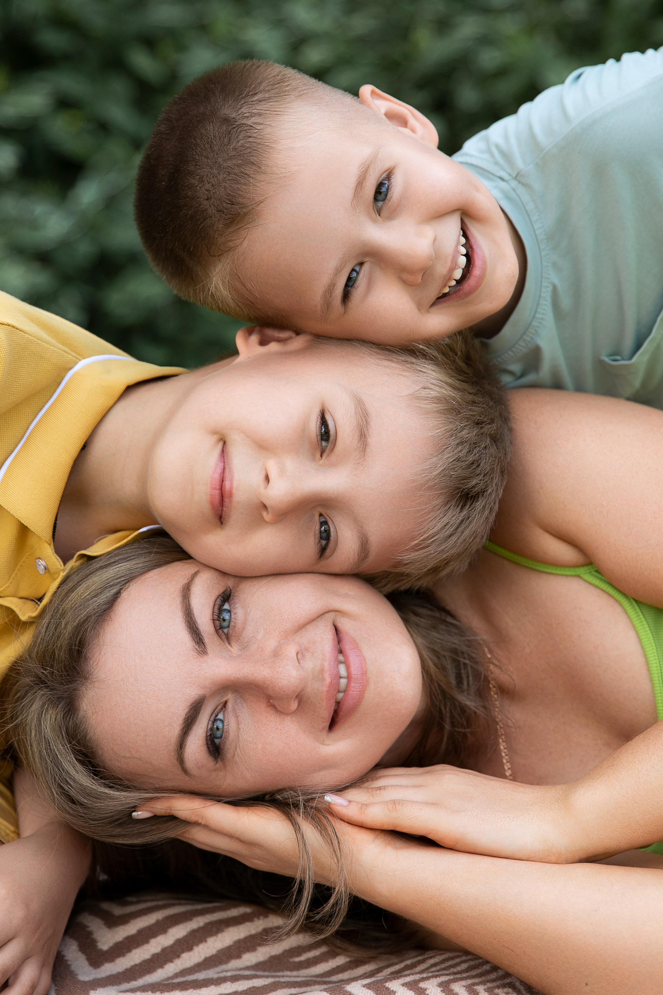 Настя с сыновьями. Семейный и школьный фотограф Катерина Голубева