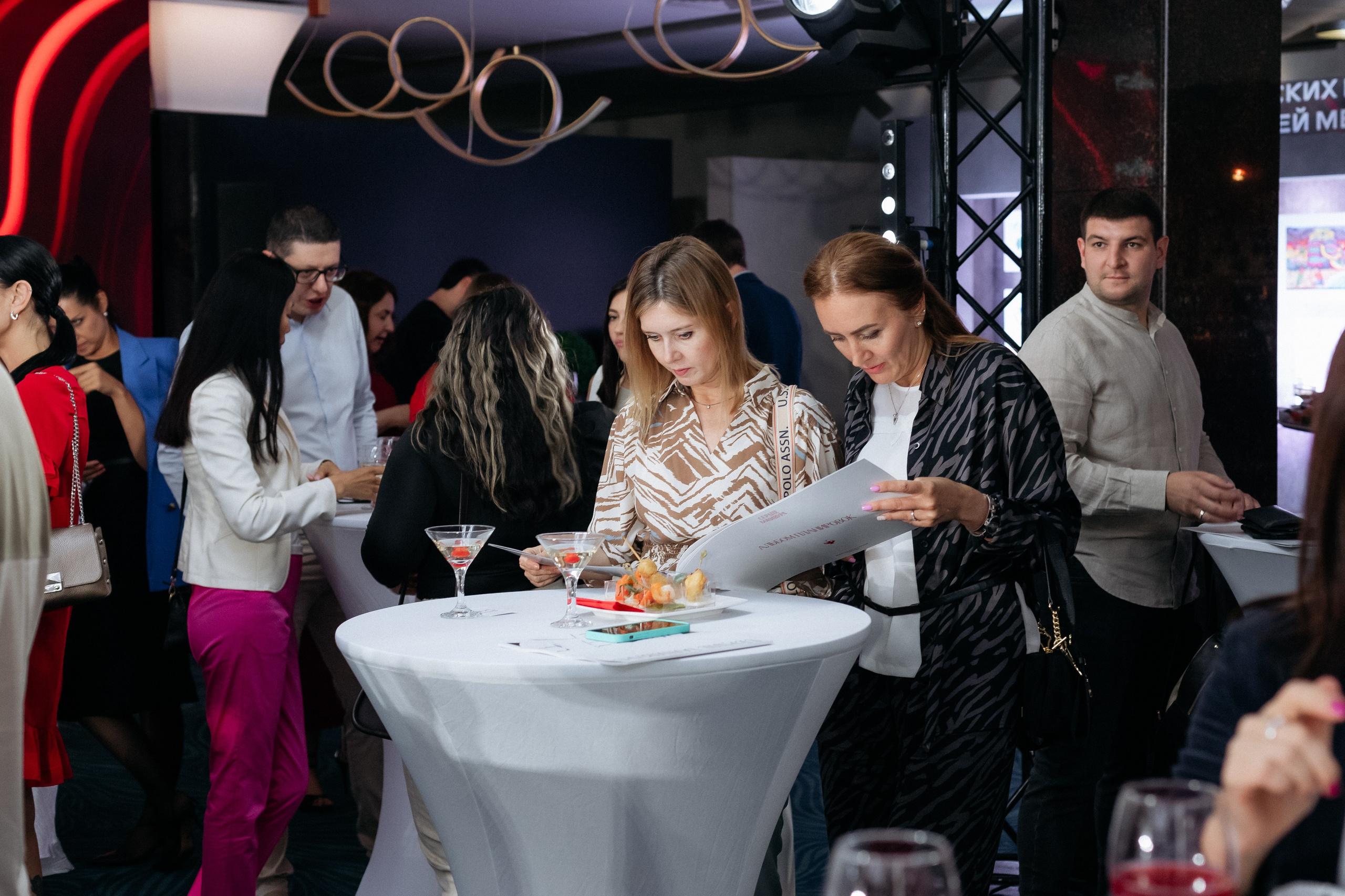 UNIKEY — СЕРДЦЕ БОНИВУРА. СВОИ. ФОТООТЧЕТЫ-СОБЫТИЯ-МЕСТА