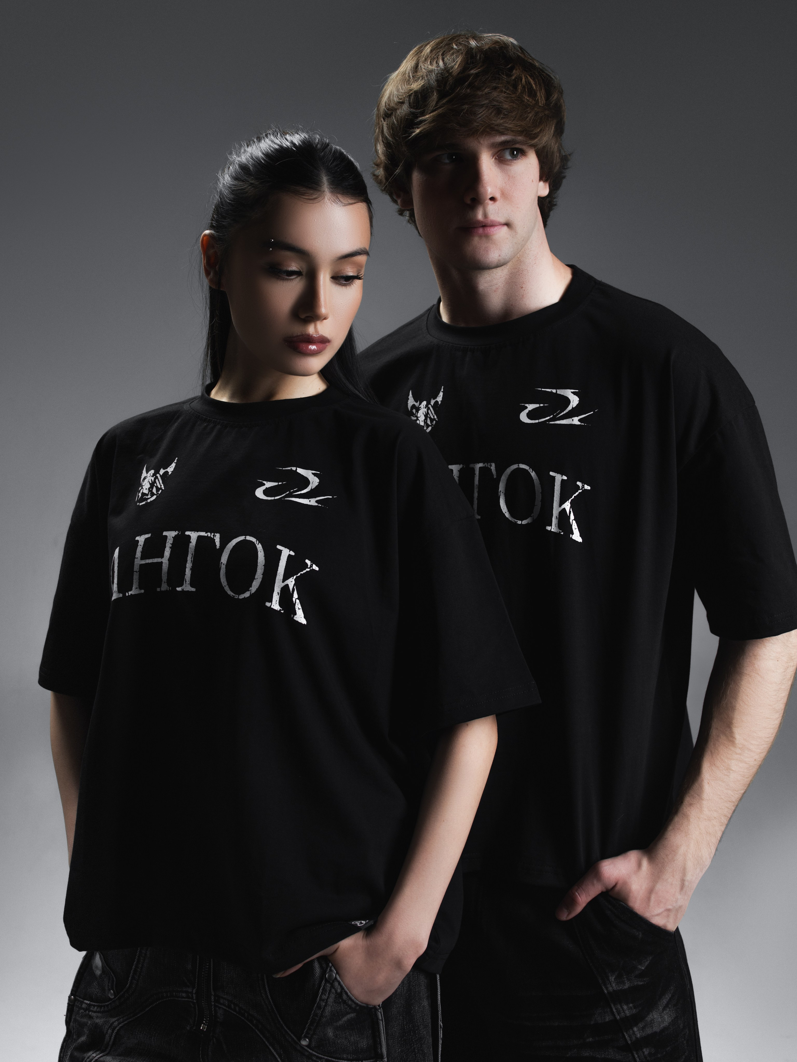 КАТАЛОГ | серый фон. RUNA production — стильные съемки для брендов