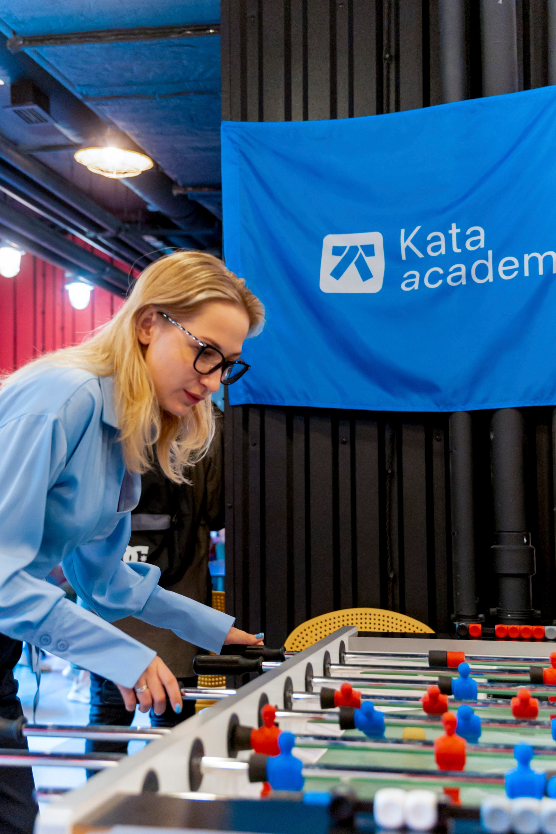 Kata Academy. Фотограф на праздник, корпоратив, День Рождения и Юбилей в г. Санкт-Петербурге Алексей Анкушев