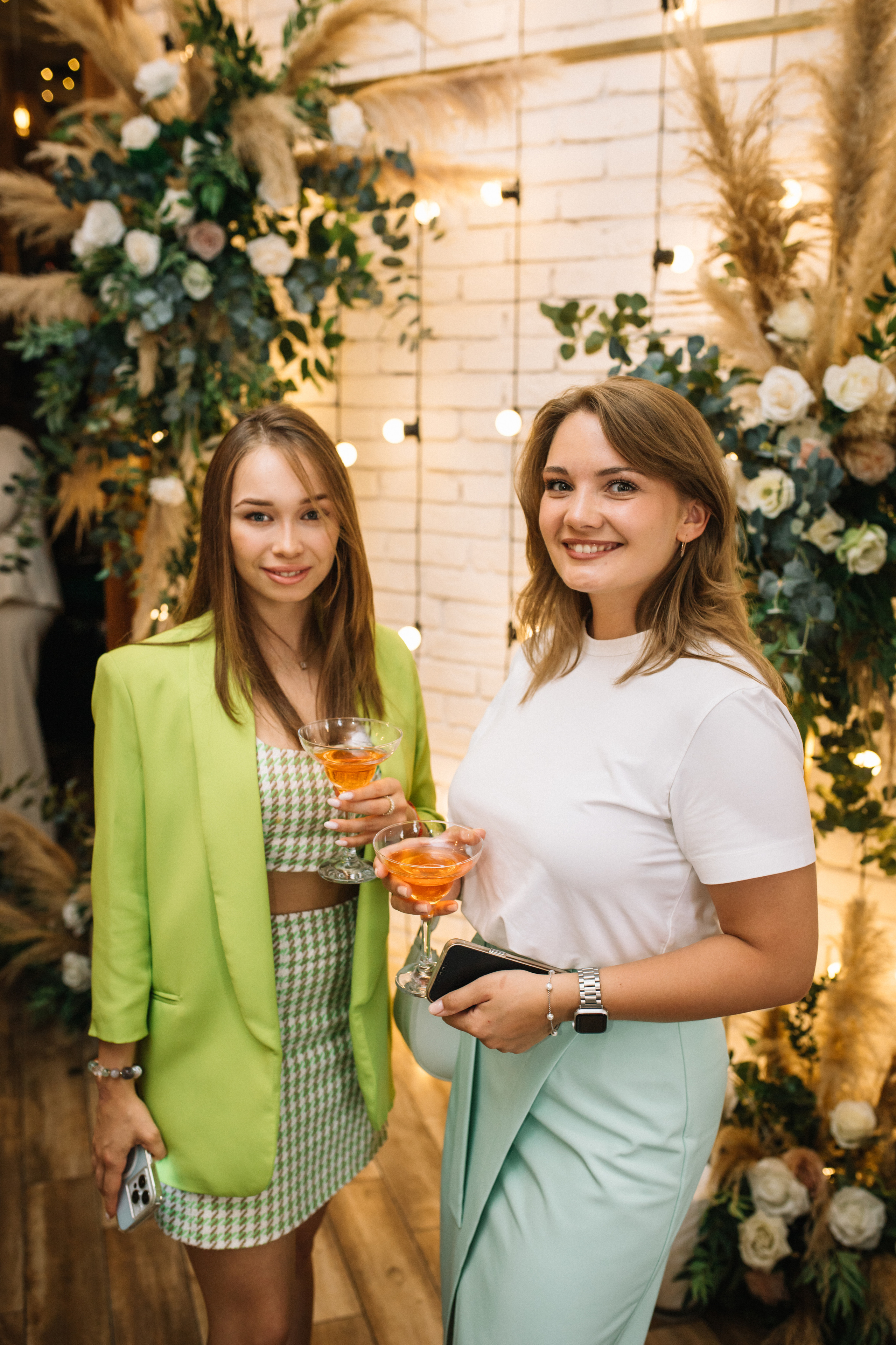 Pryanishnikov tomonidan erotik ertaklar Bonni Rayt yalangoch