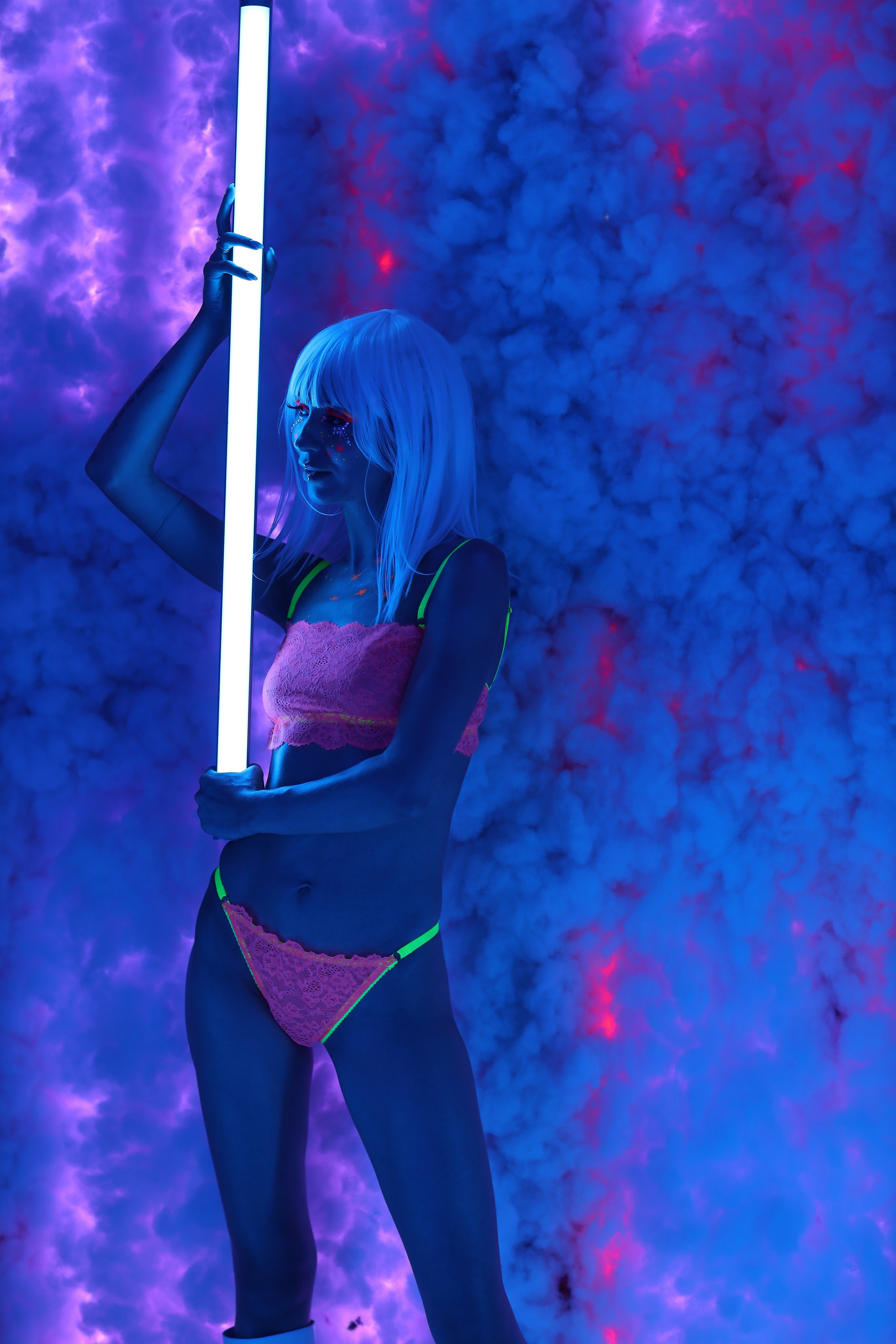 Неон. Съемка в студии под ваш запрос, студийные съемки, фотографии архитектурных объектов — Александр Евстигнеев — фотограф Москва