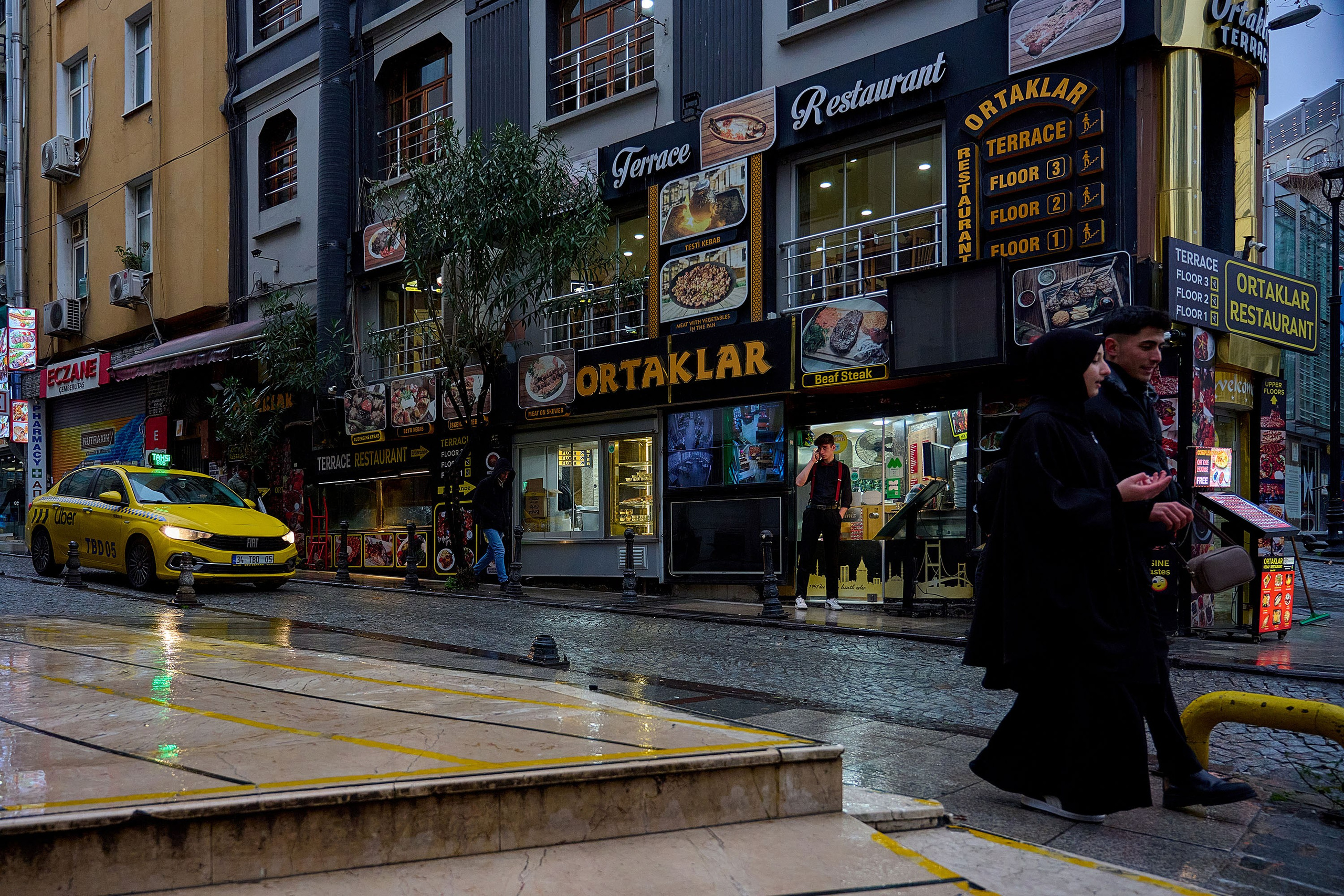 Жизнь, люди, стрит, вокруг, животные, на улице. Яркие фото на Чёрном море