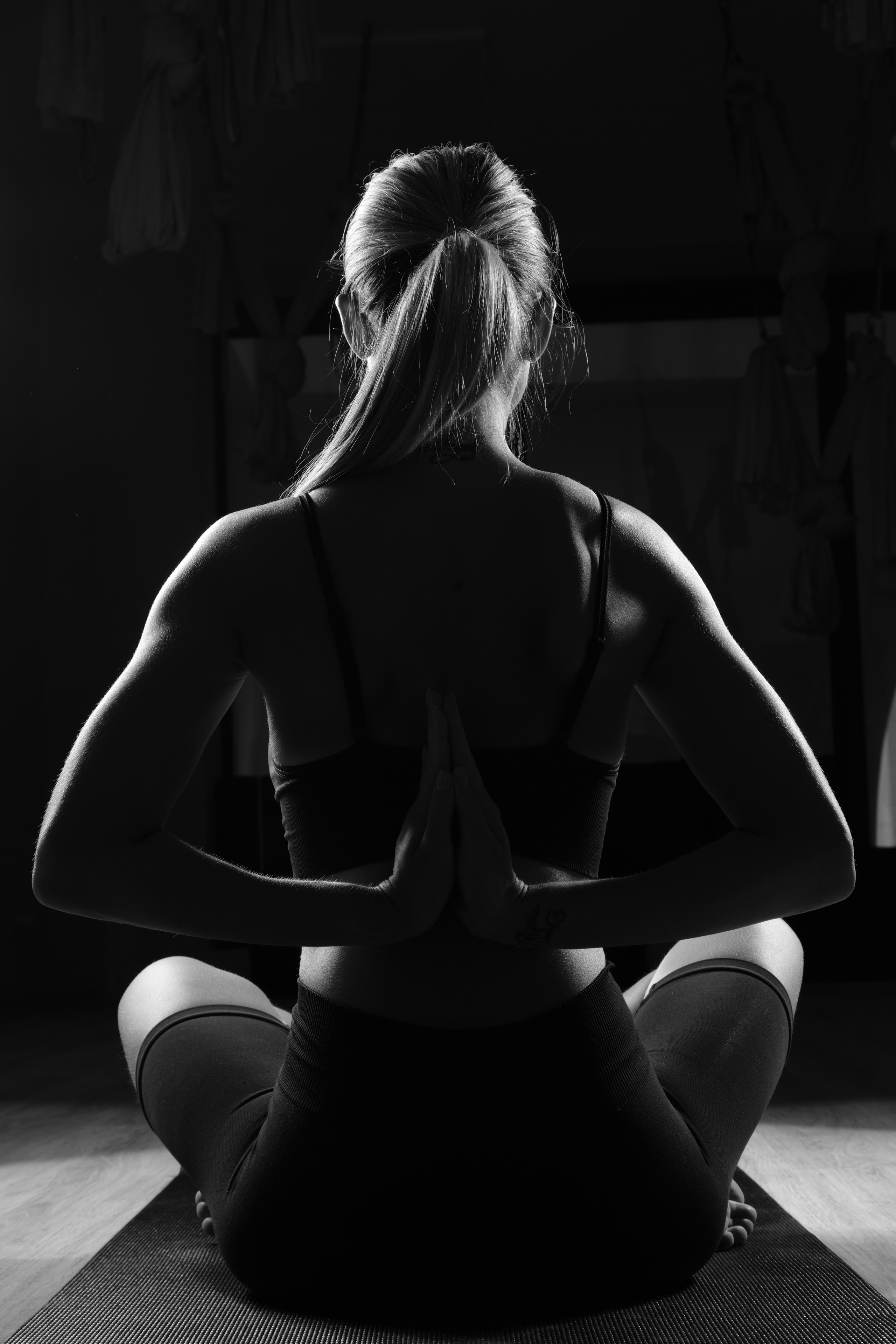 Для студии йоги под печать. Фотограф в Москве — Галунина Кристина