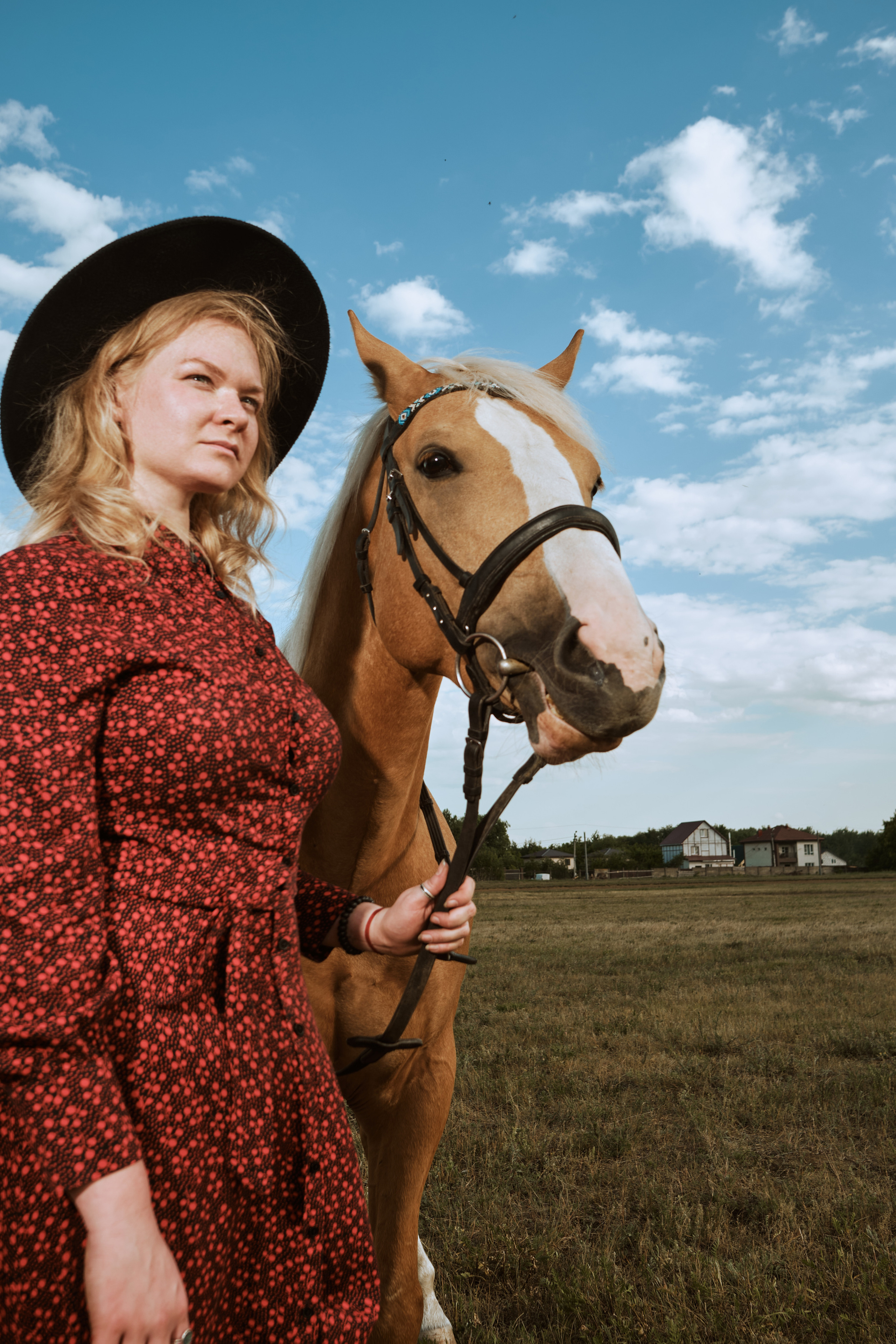 Сестры на ипподроме. Фотограф в Москве — Галунина Кристина