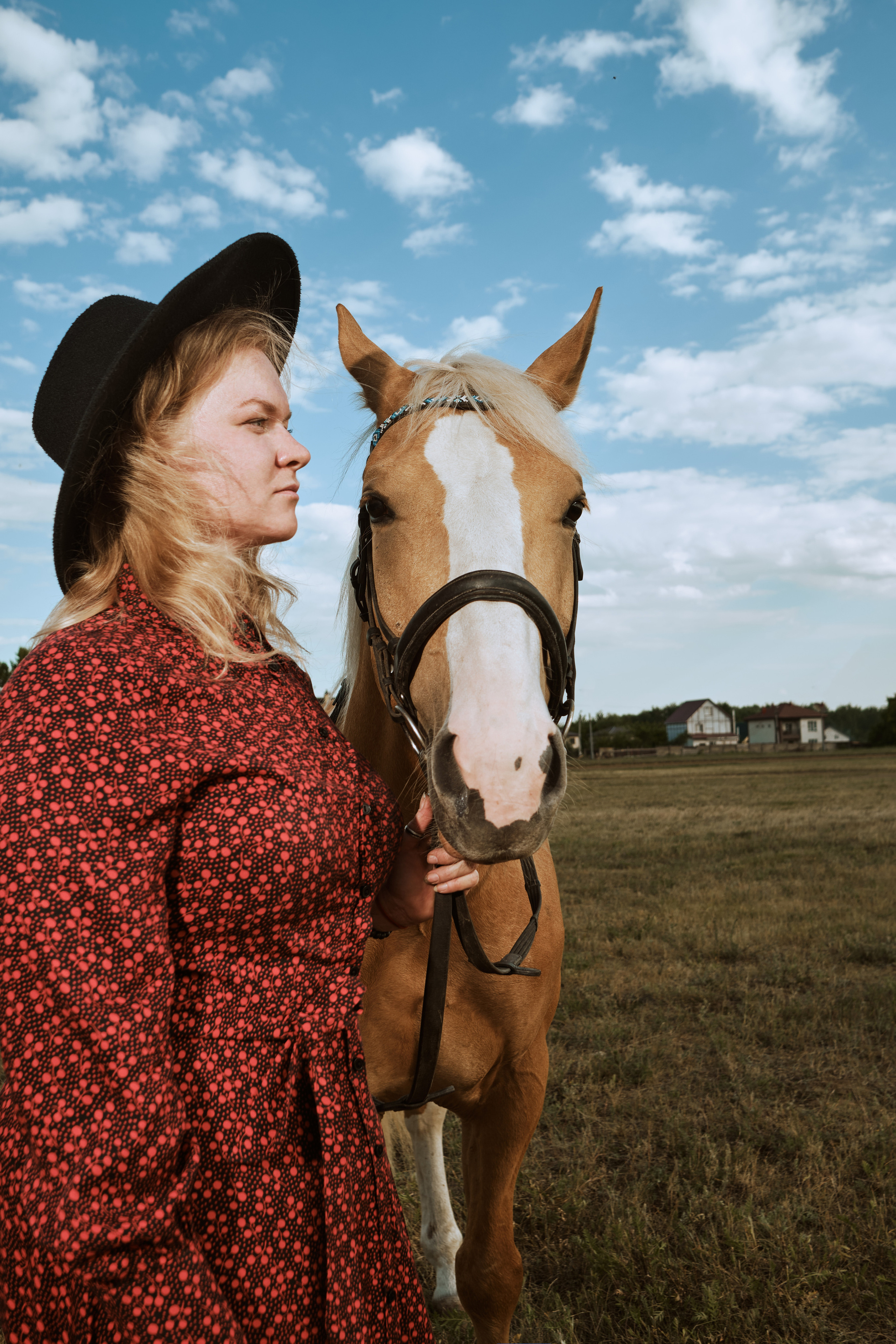 Сестры на ипподроме. Фотограф в Москве — Галунина Кристина