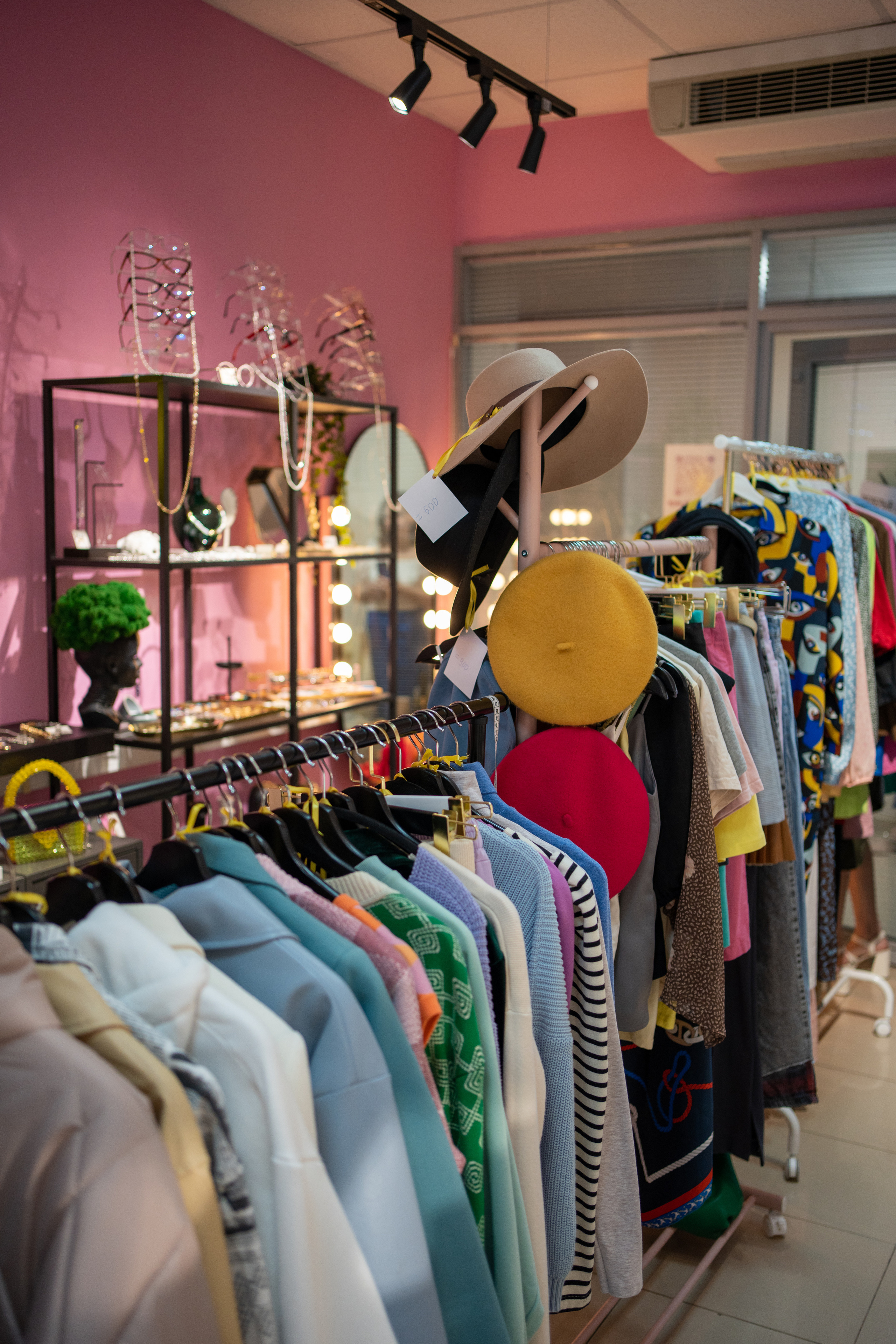 Барахолка. Фотограф: Юлия Абазьева «КРАСНОДАР»