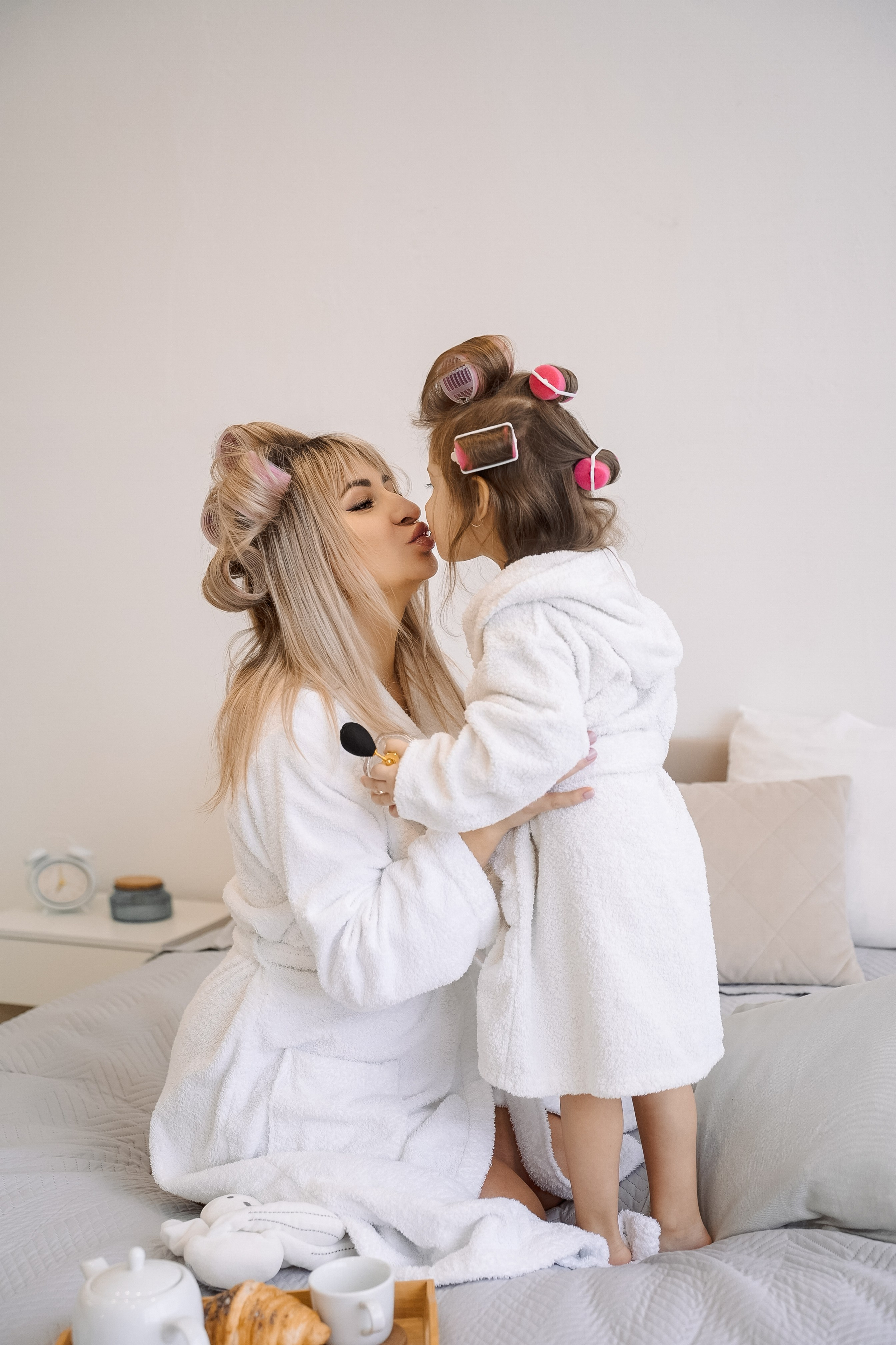 Мама с дочкой. Главная